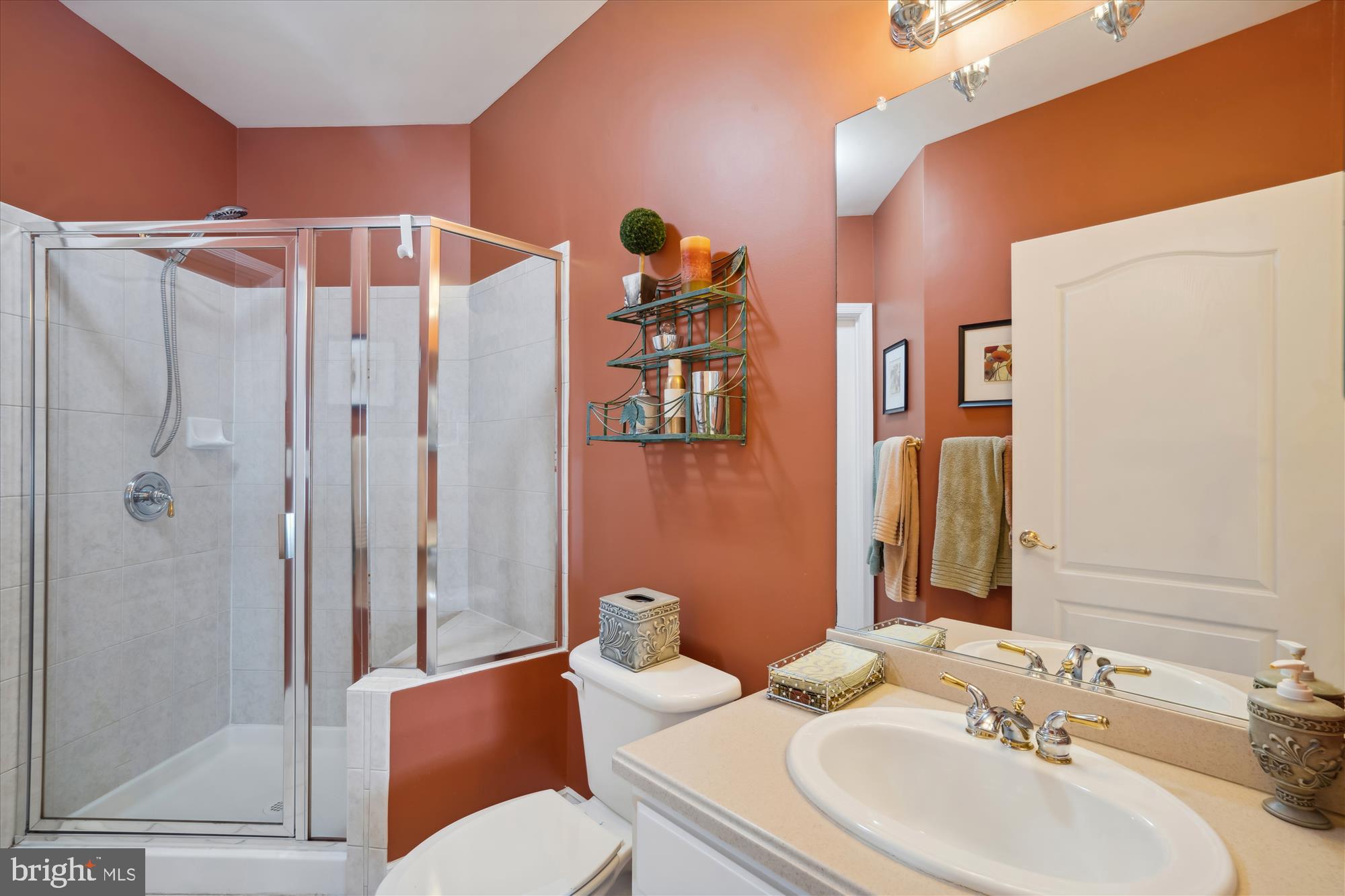 KING FARM VILLAGE CENTER - Residential