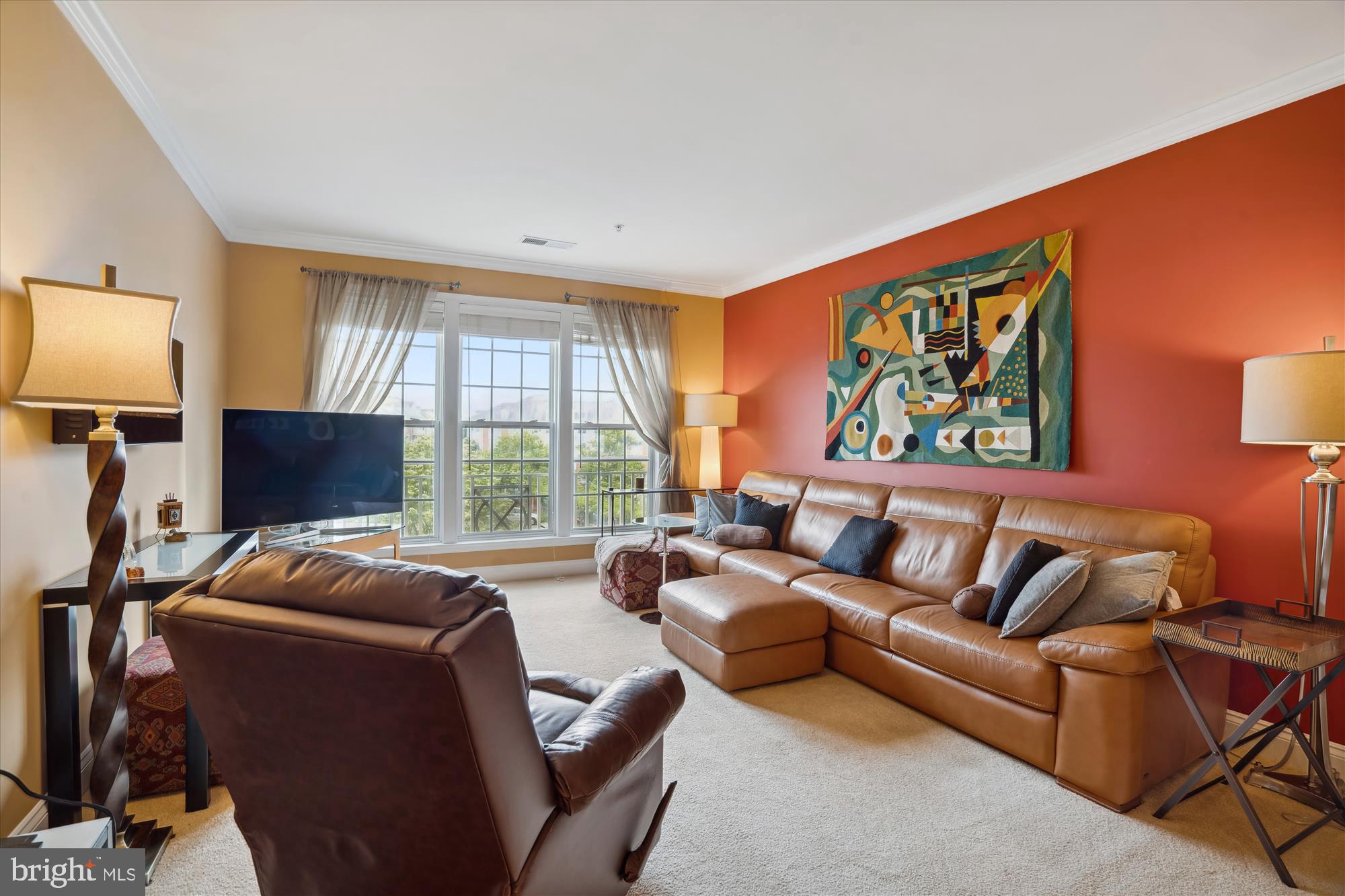 KING FARM VILLAGE CENTER - Residential