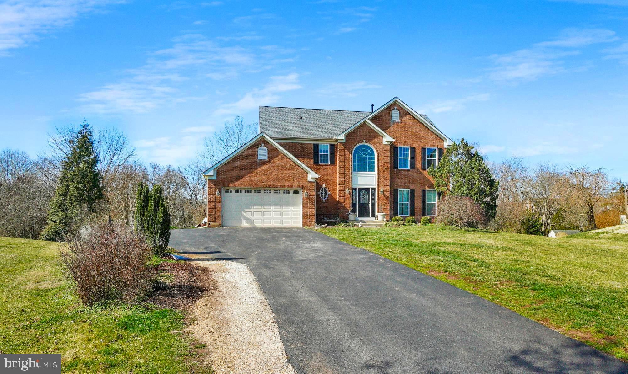 HUNTERS RUN - Residential