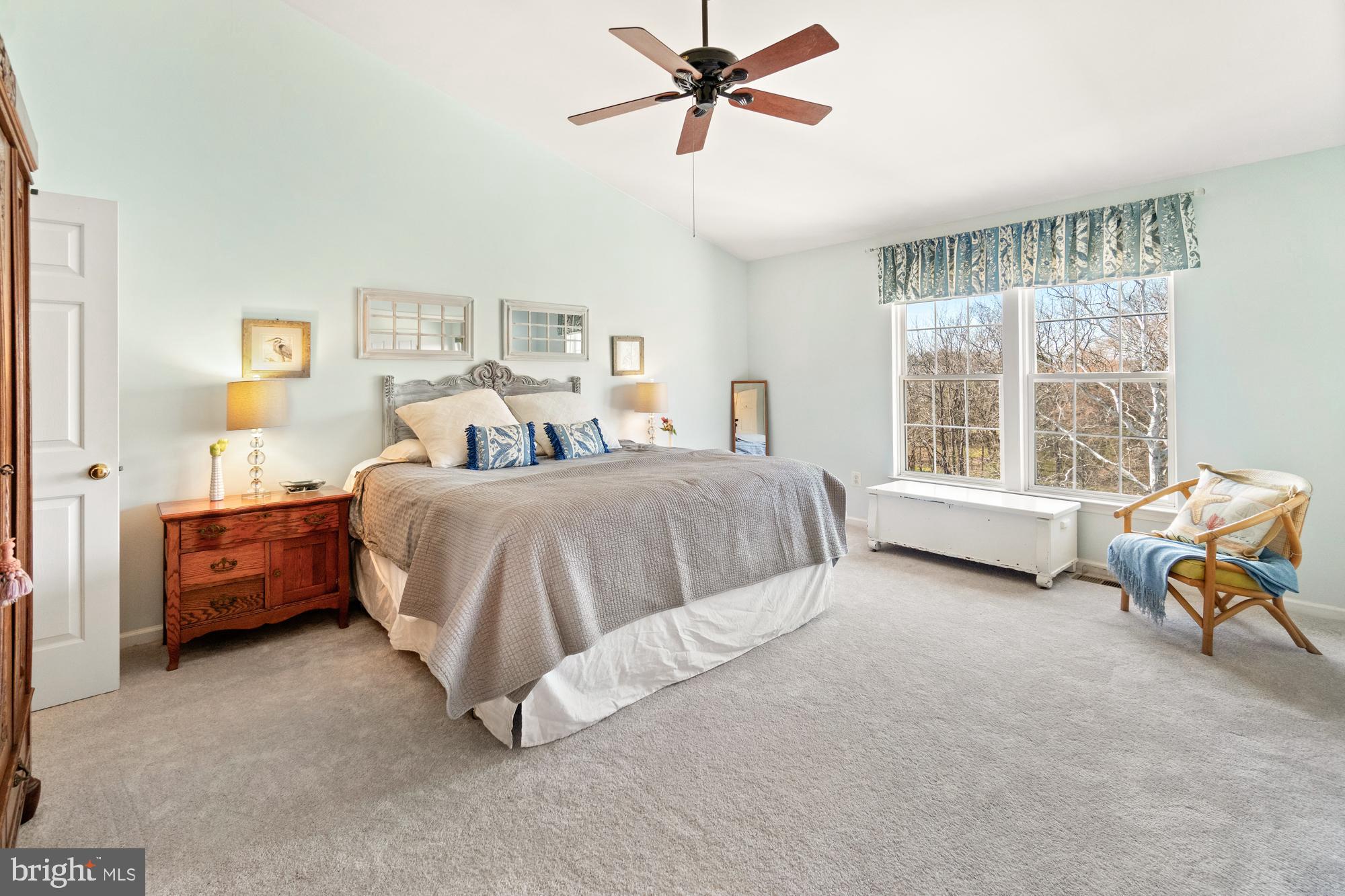 HUNTERS RUN - Residential