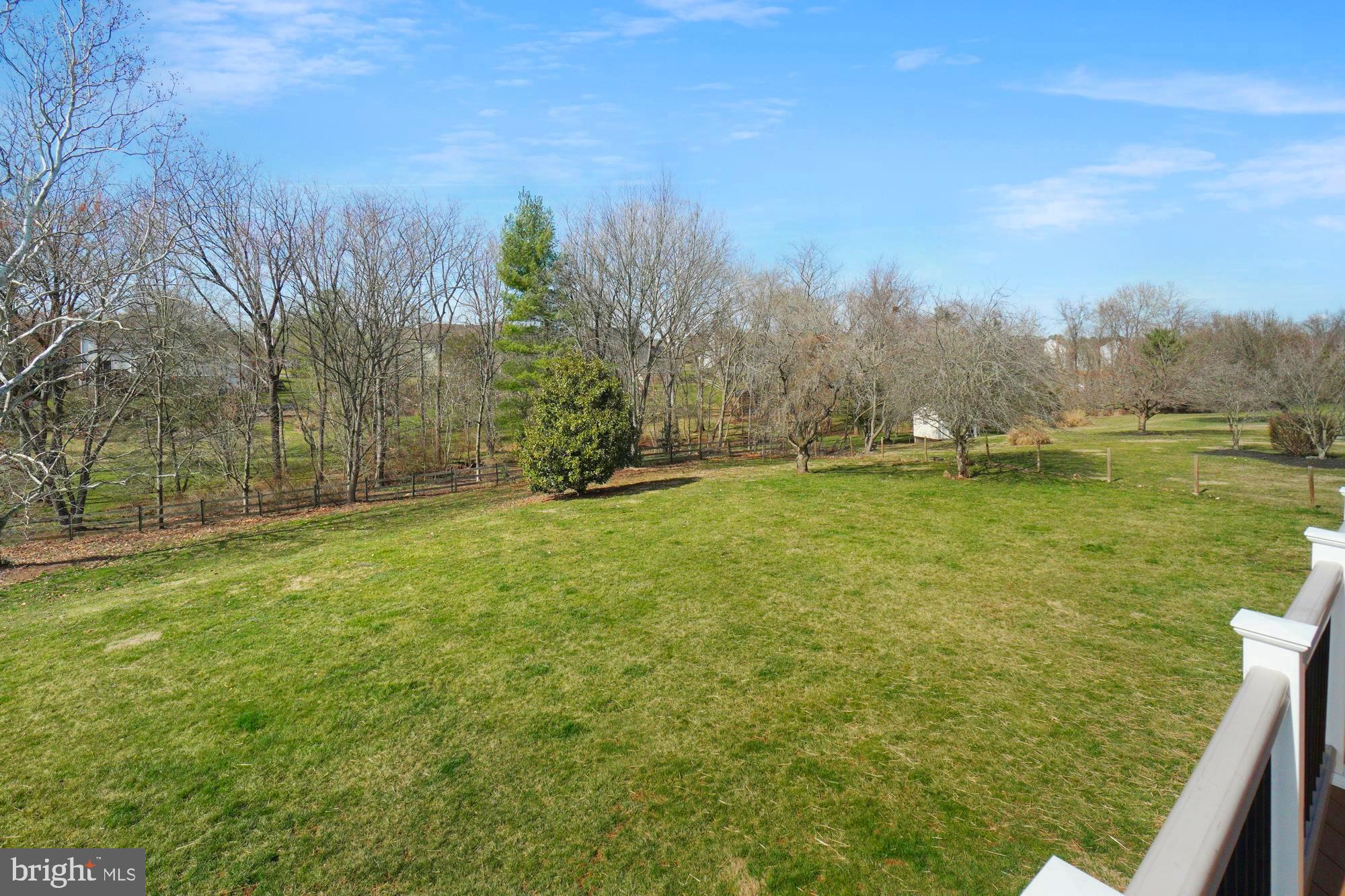 HUNTERS RUN - Residential