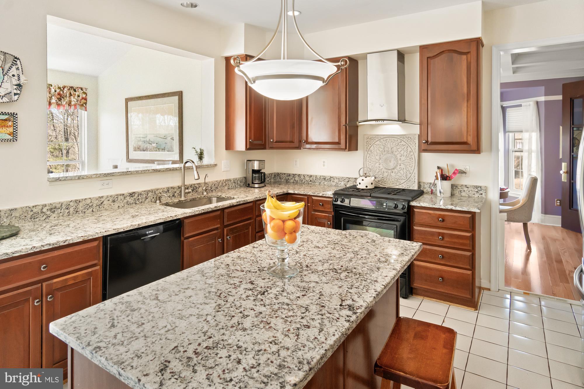 HUNTERS RUN - Residential