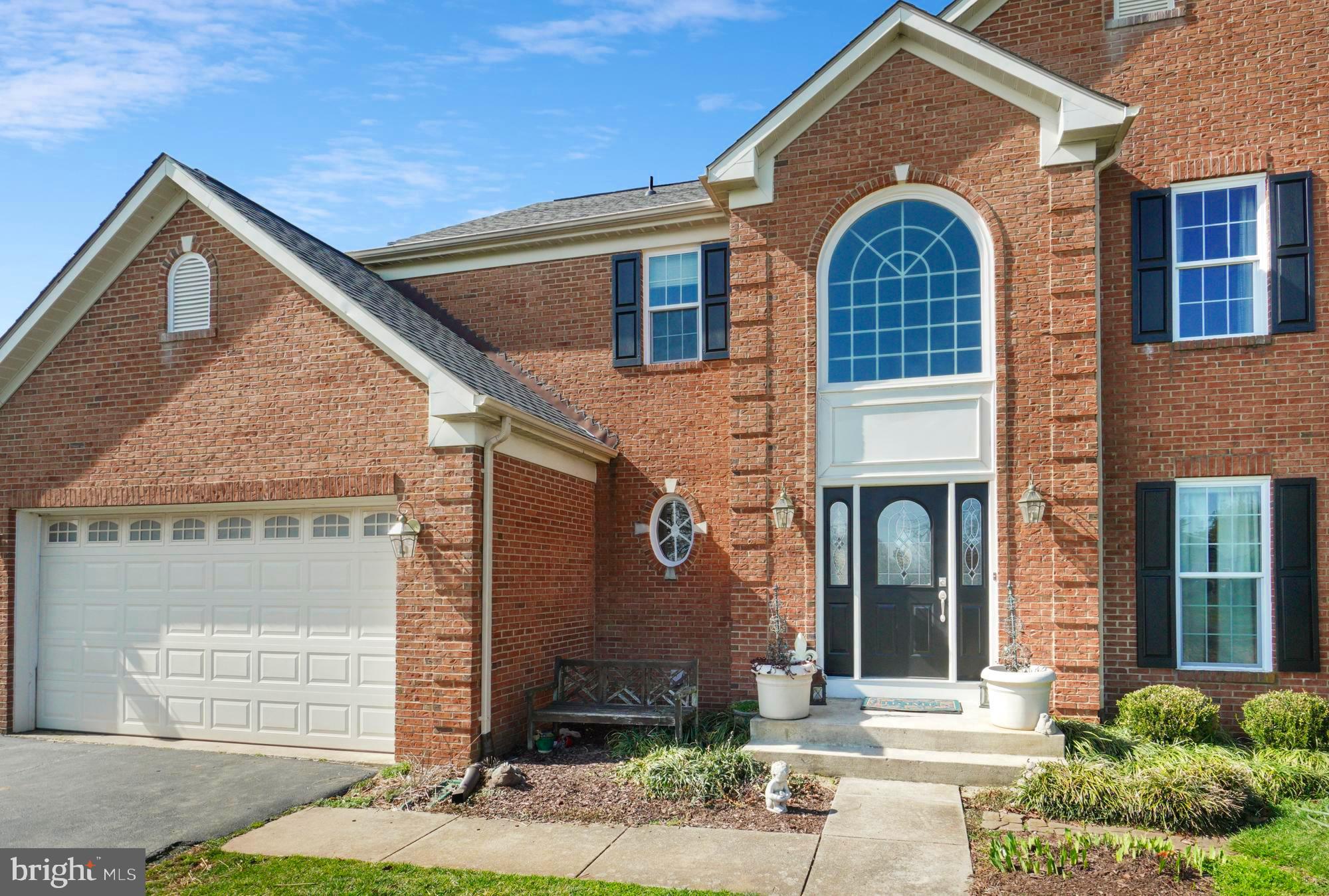 HUNTERS RUN - Residential