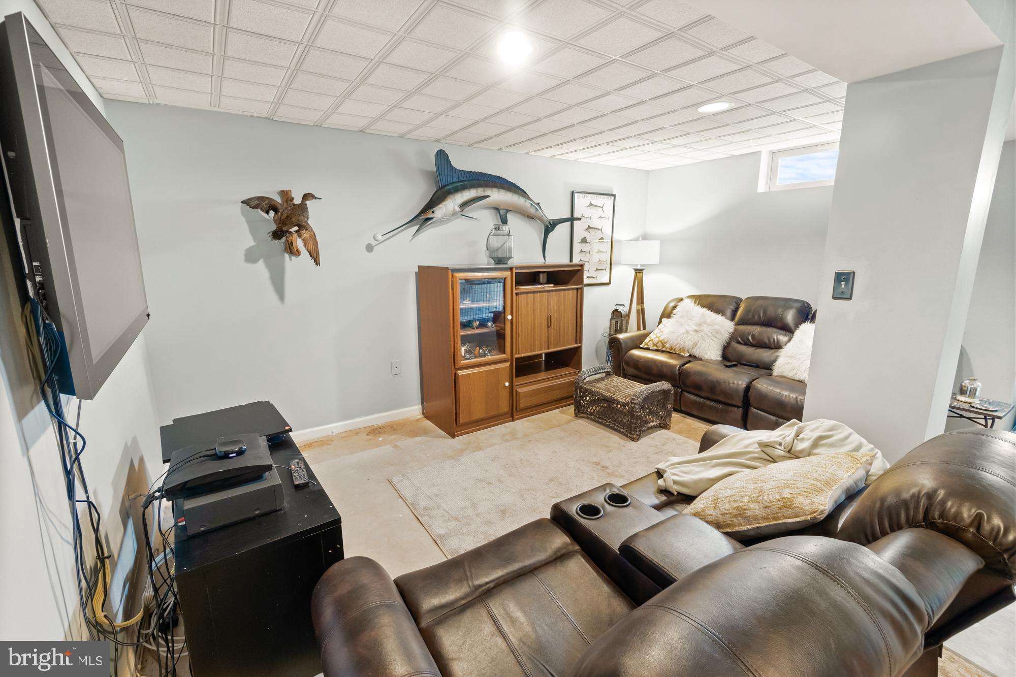 HUNTERS RUN - Residential