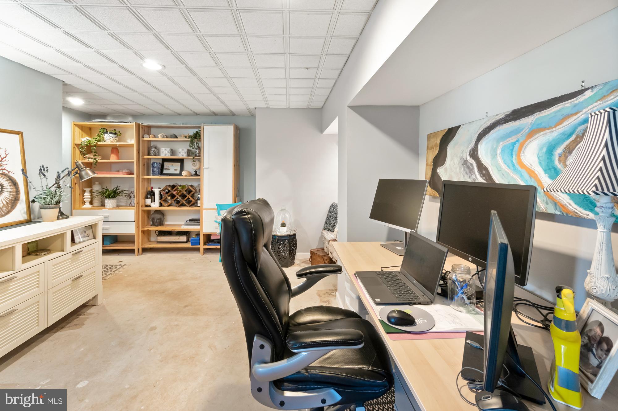 HUNTERS RUN - Residential