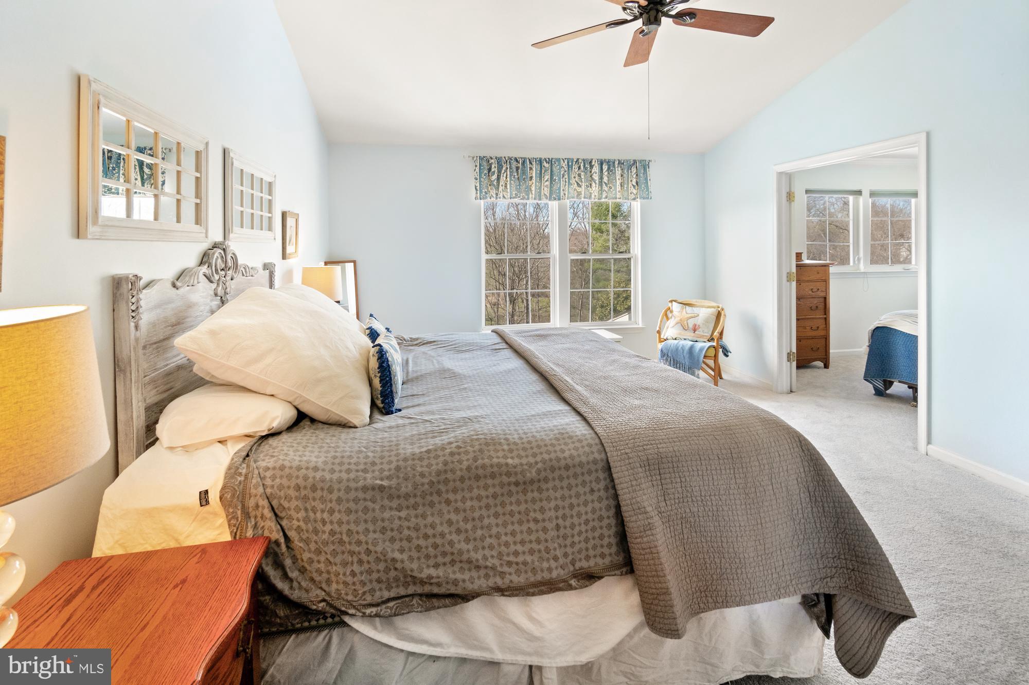 HUNTERS RUN - Residential