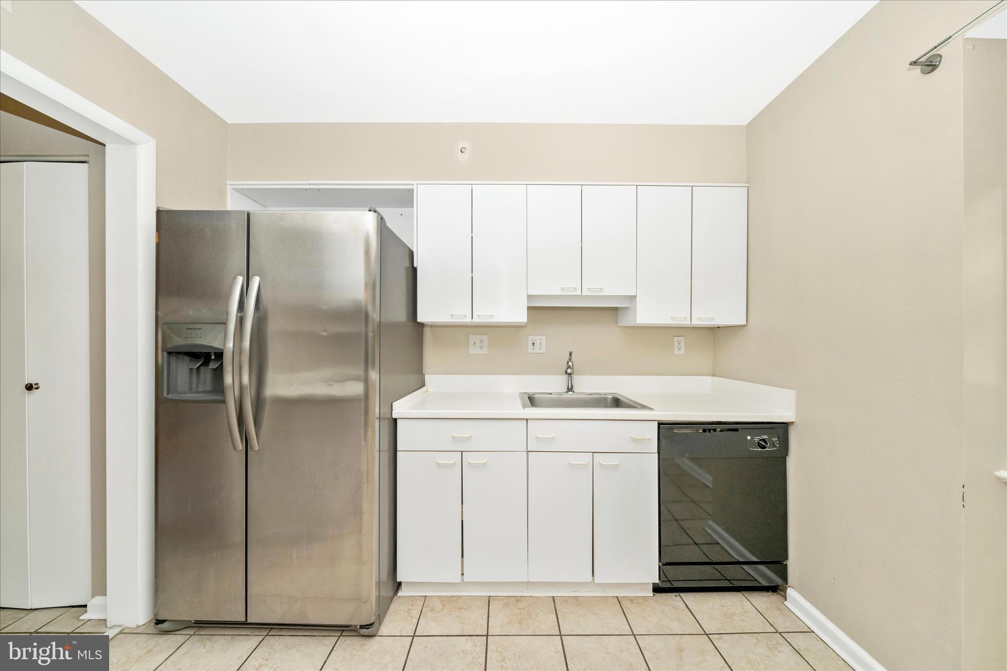 CHEVY CHASE - Residential Lease