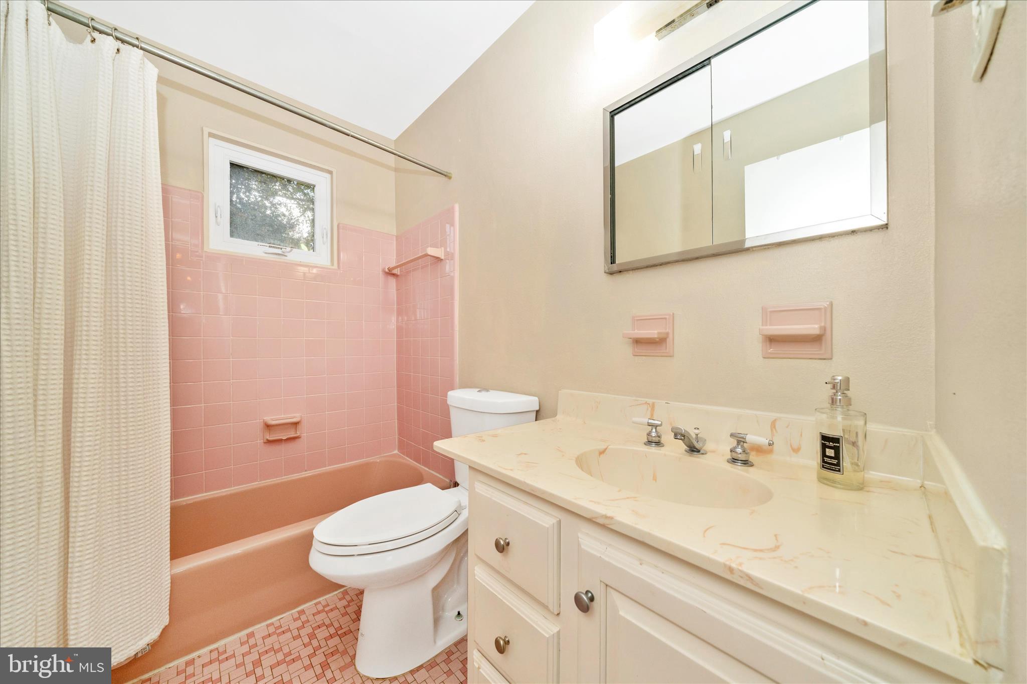 CHEVY CHASE - Residential Lease