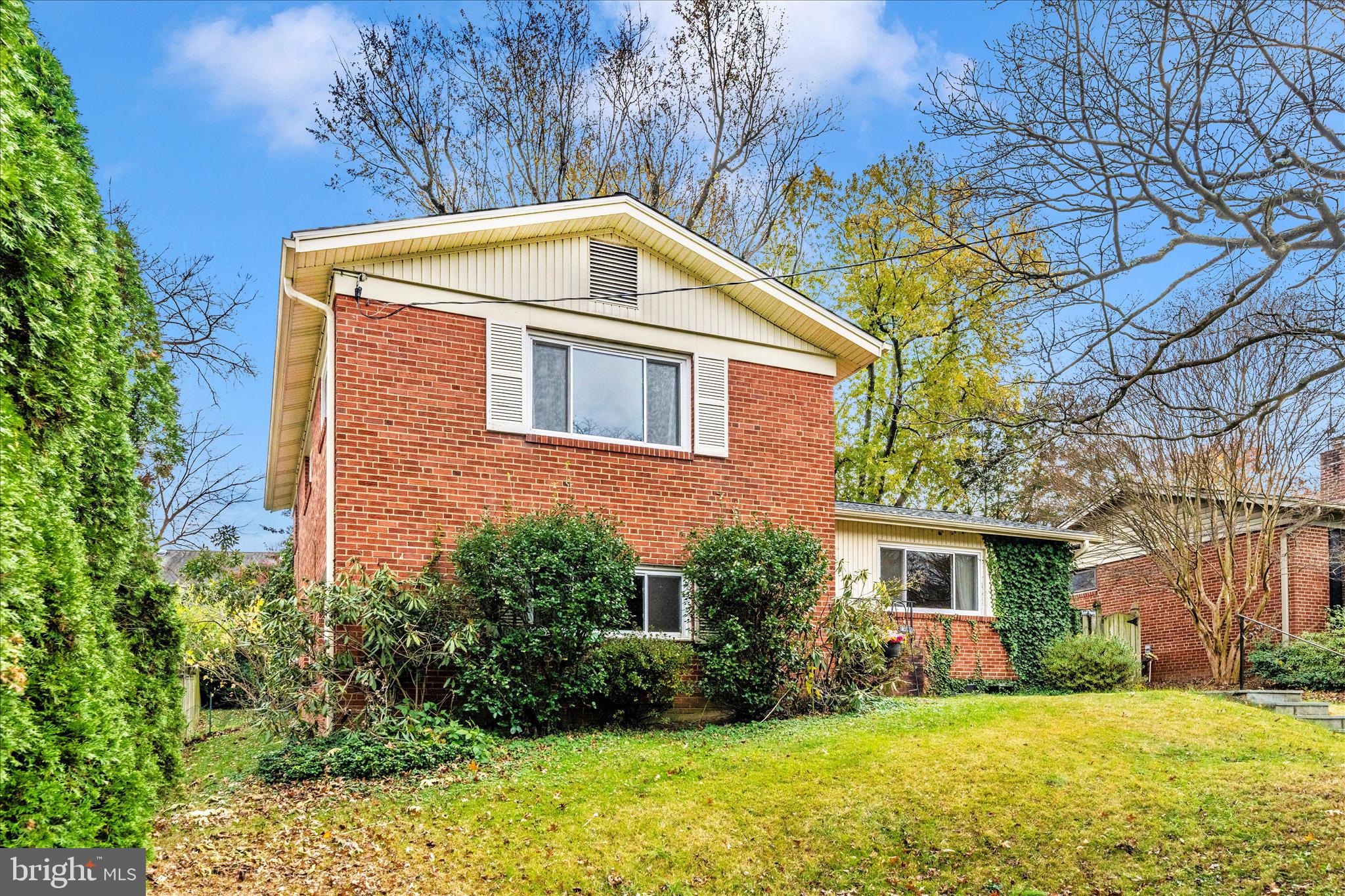 CHEVY CHASE - Residential Lease