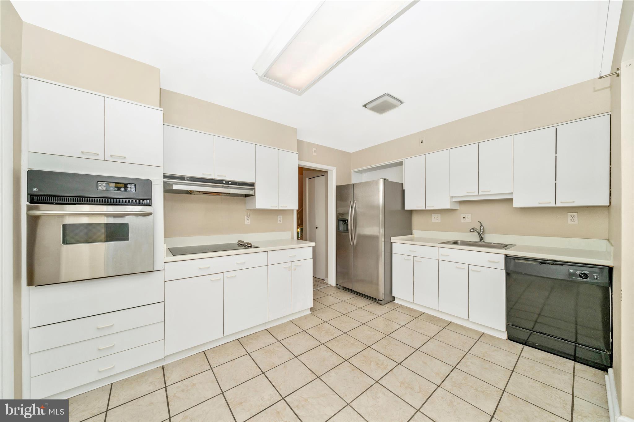 CHEVY CHASE - Residential Lease