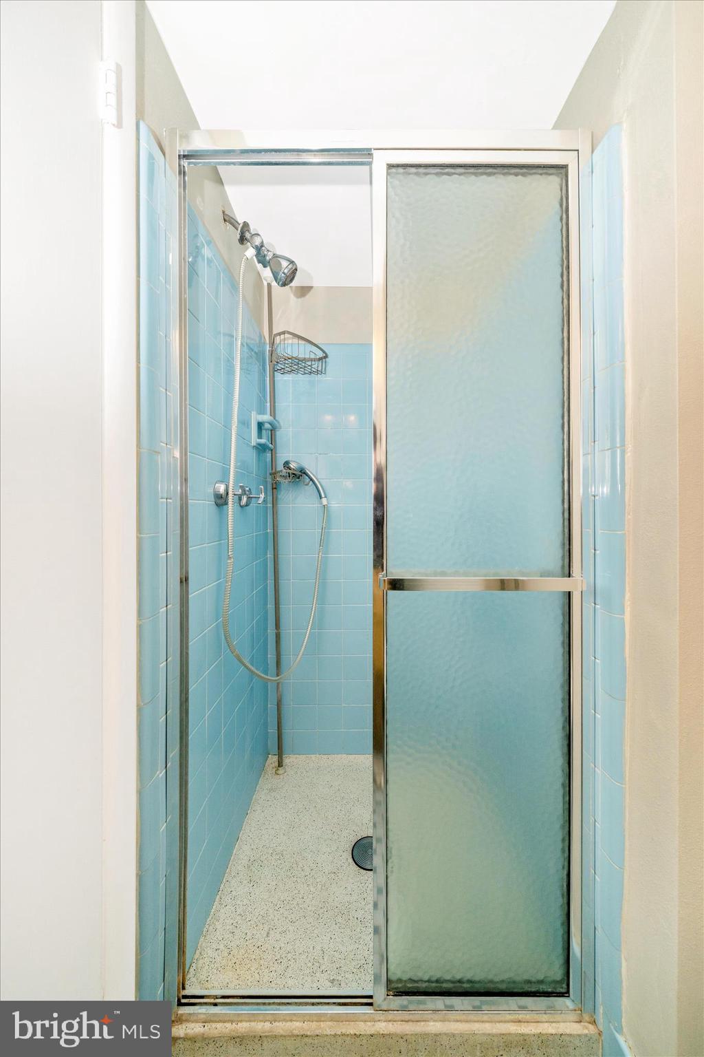 CHEVY CHASE - Residential Lease