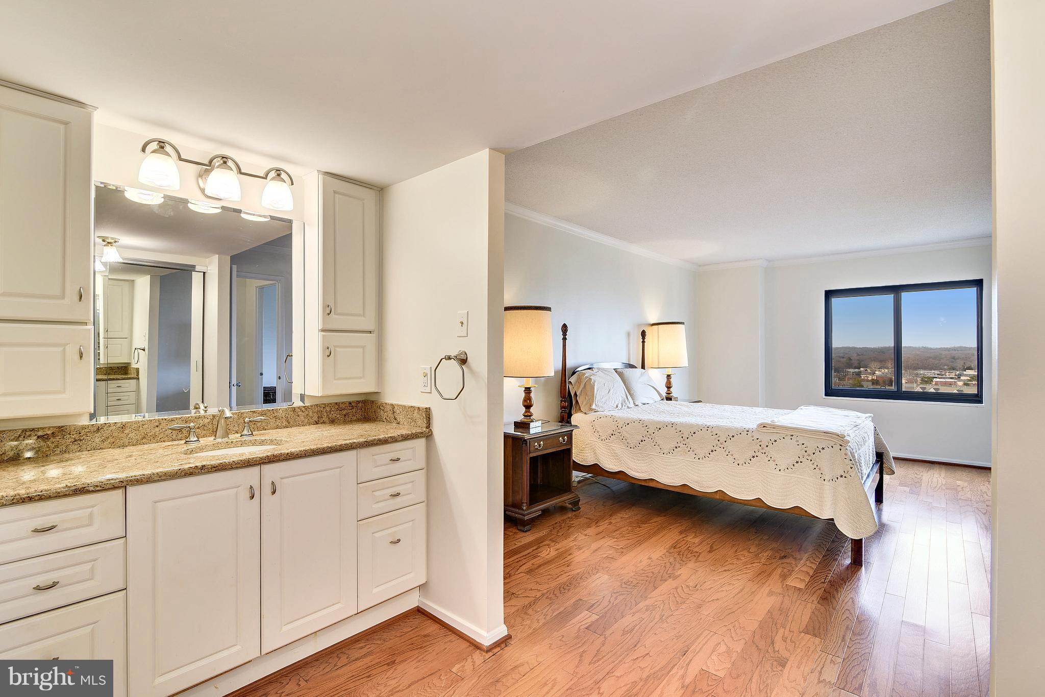 WATERGATE AT LANDMARK - Residential