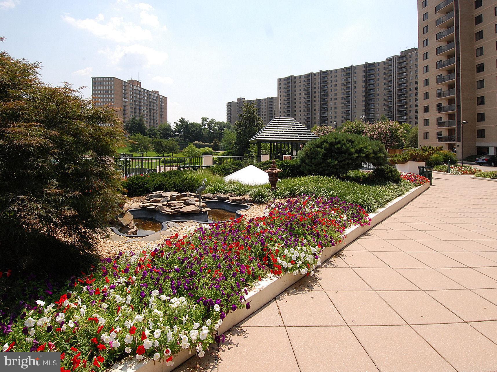 WATERGATE AT LANDMARK - Residential