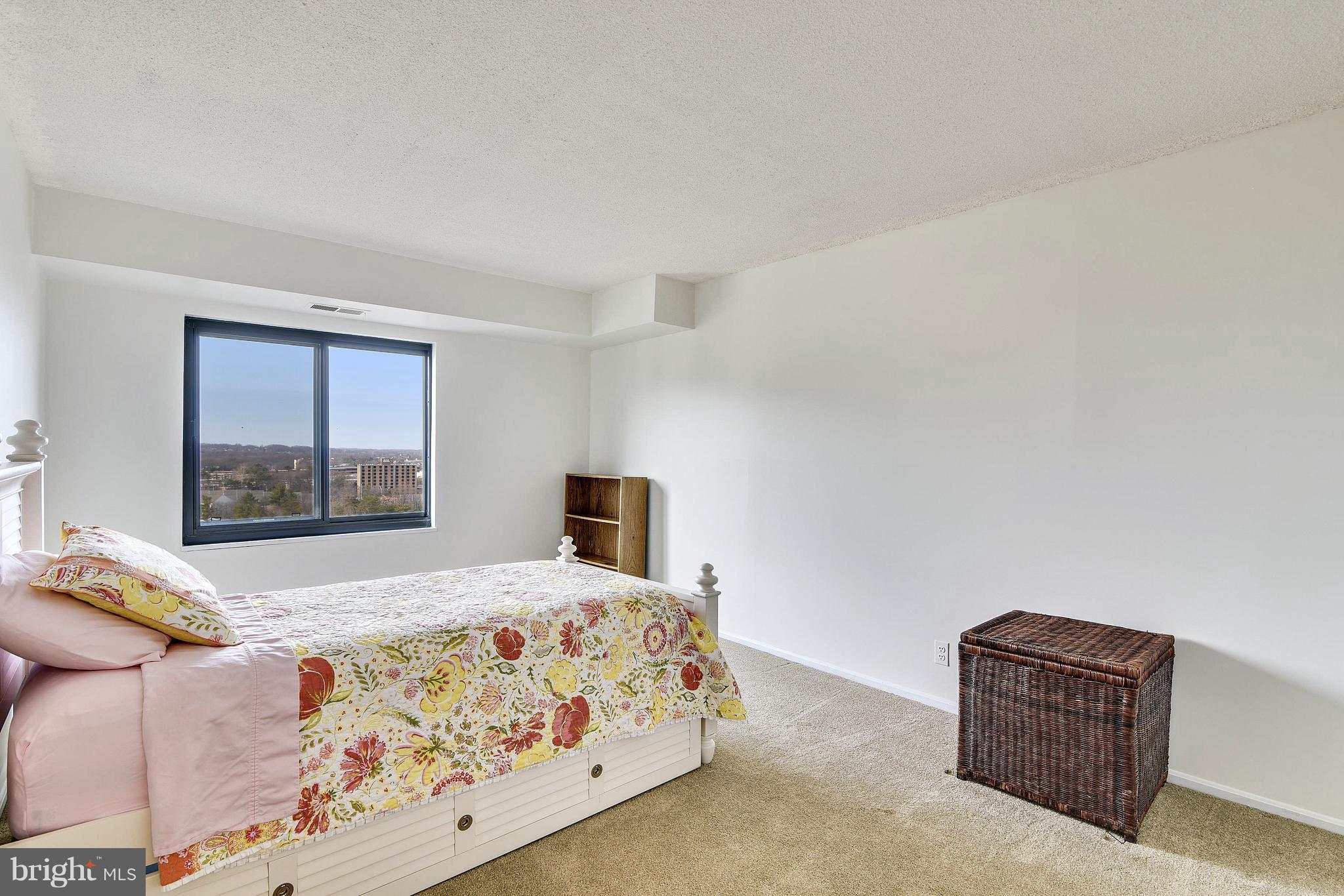 WATERGATE AT LANDMARK - Residential