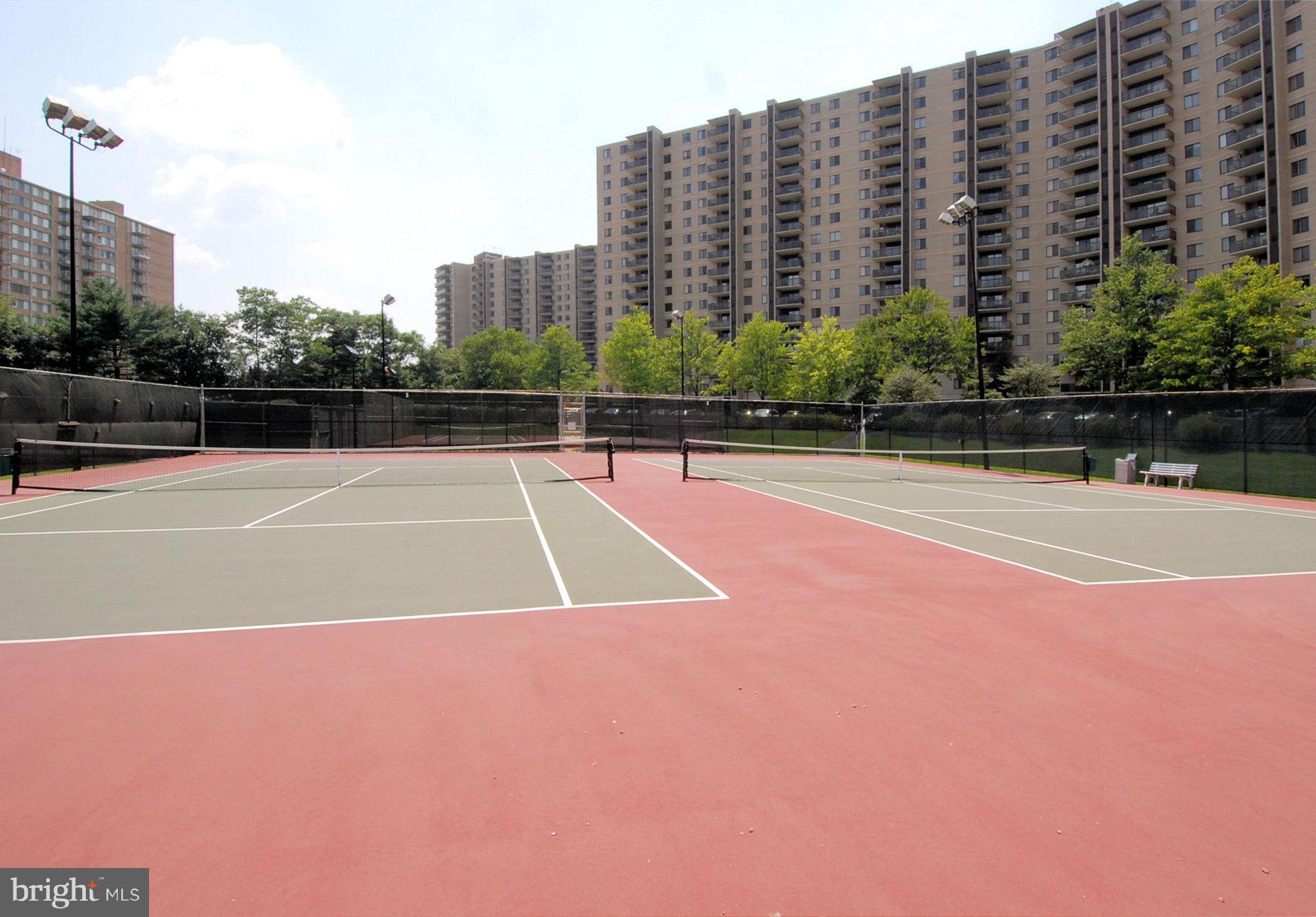 WATERGATE AT LANDMARK - Residential