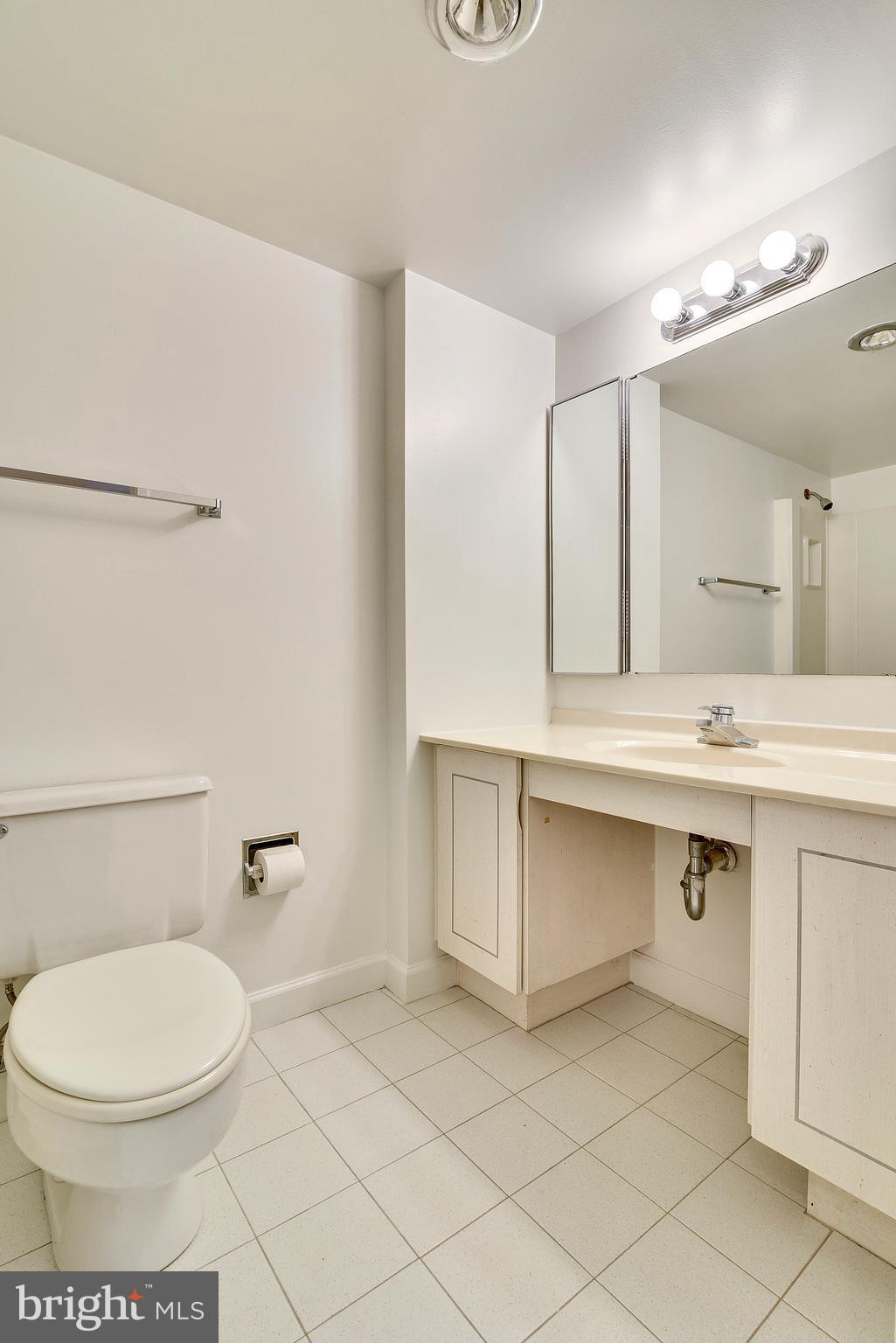 WATERGATE AT LANDMARK - Residential