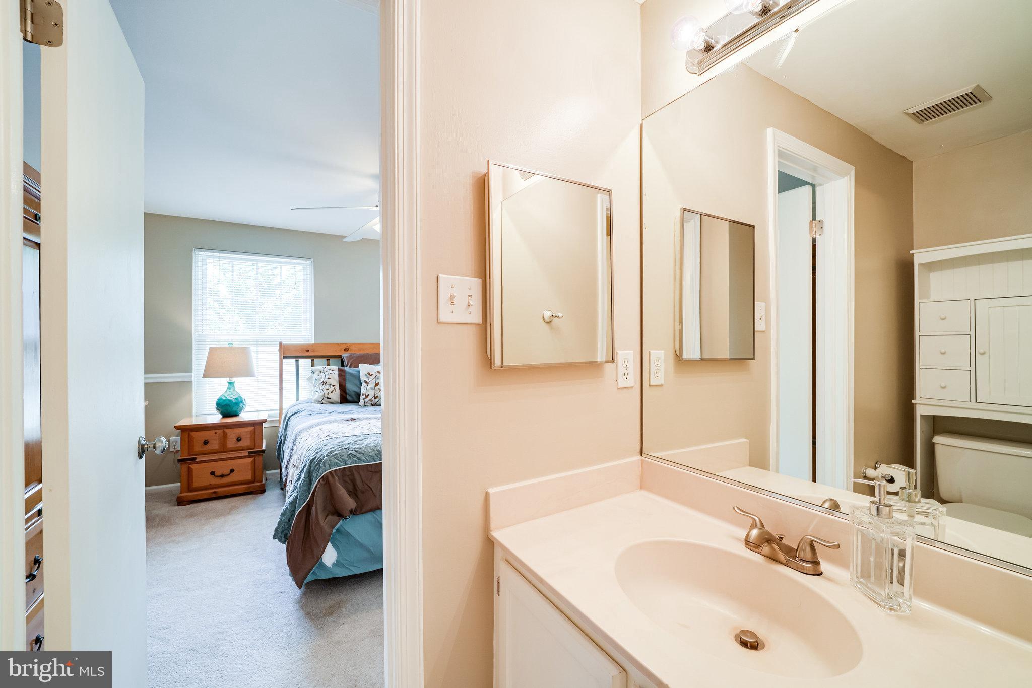 MANCHESTER LAKES - Residential