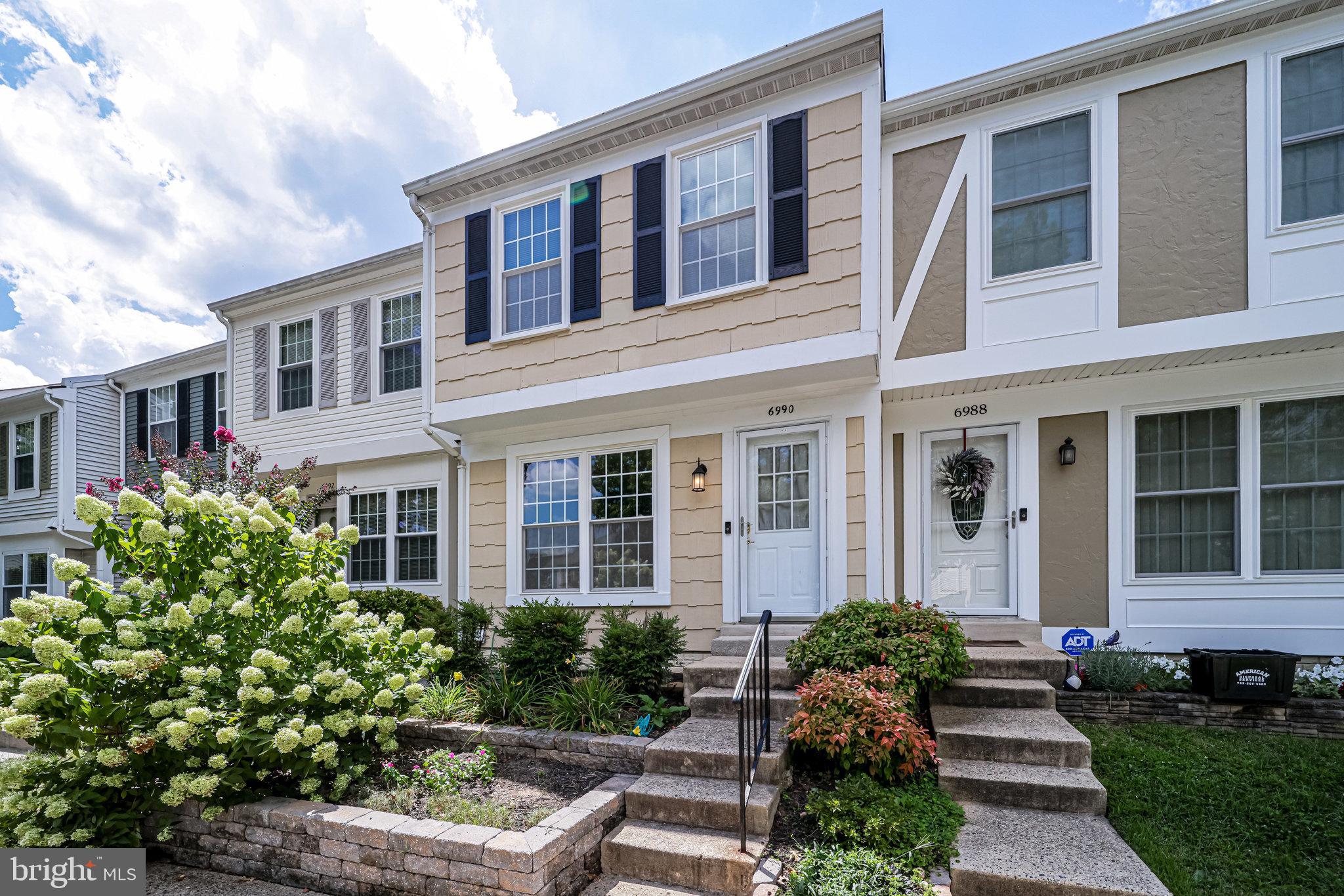 MANCHESTER LAKES - Residential