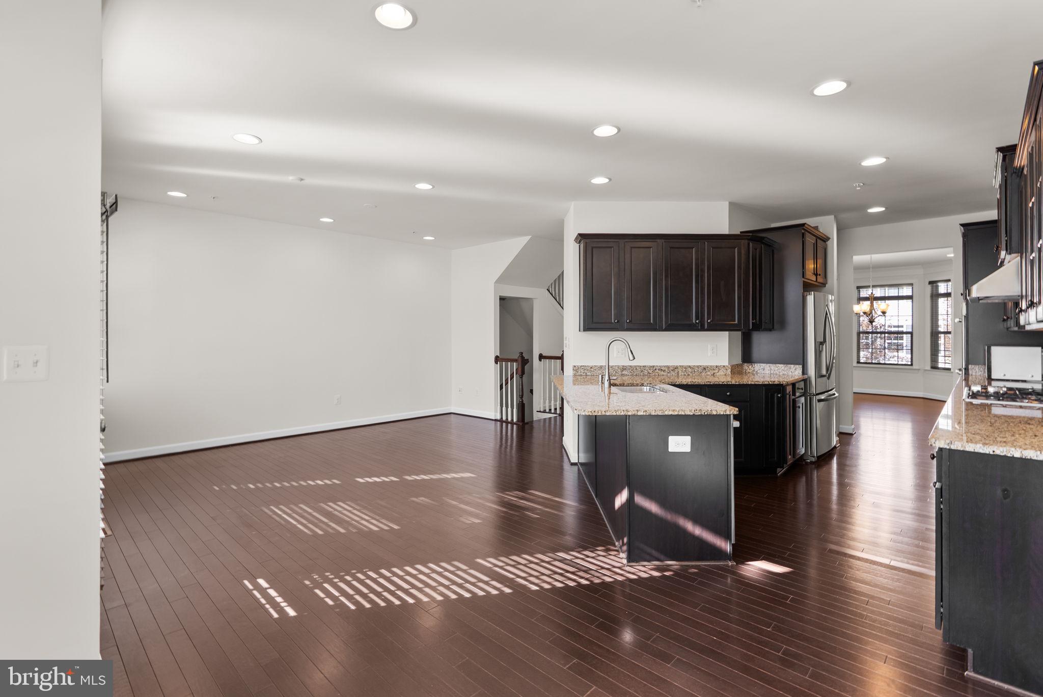 QUINCE ORCHARD PARK - Residential