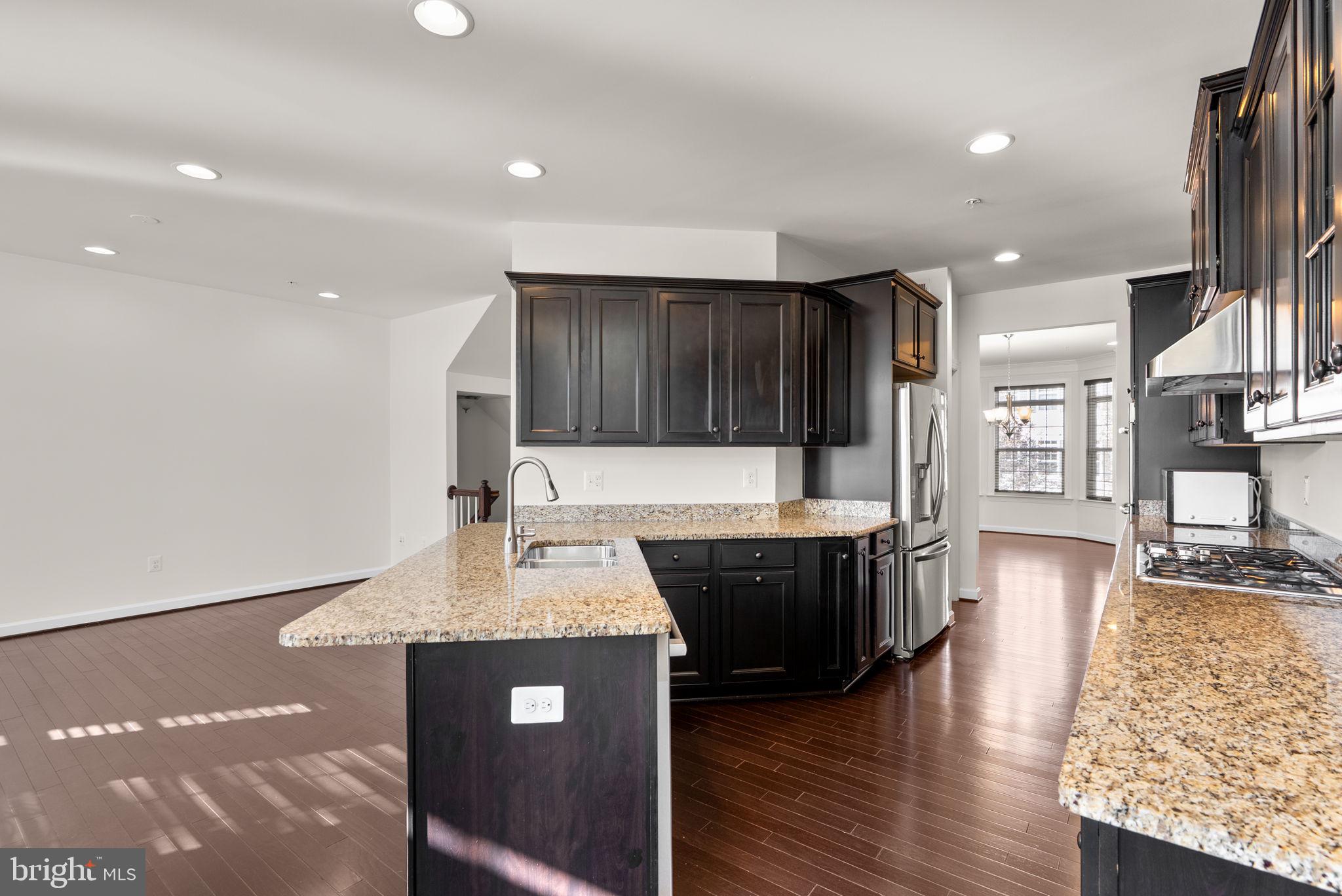 QUINCE ORCHARD PARK - Residential