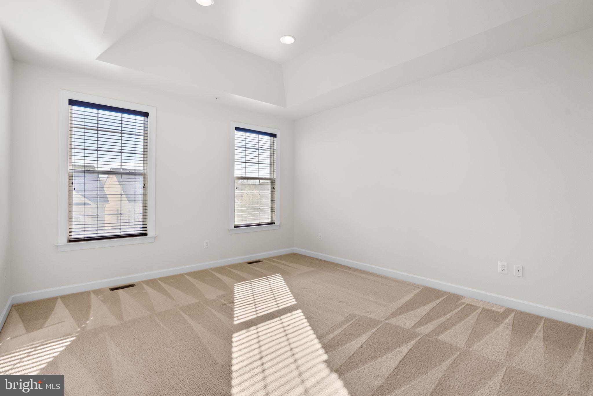 QUINCE ORCHARD PARK - Residential