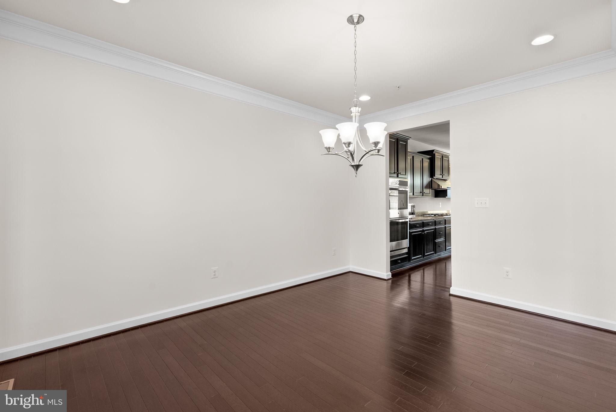 QUINCE ORCHARD PARK - Residential