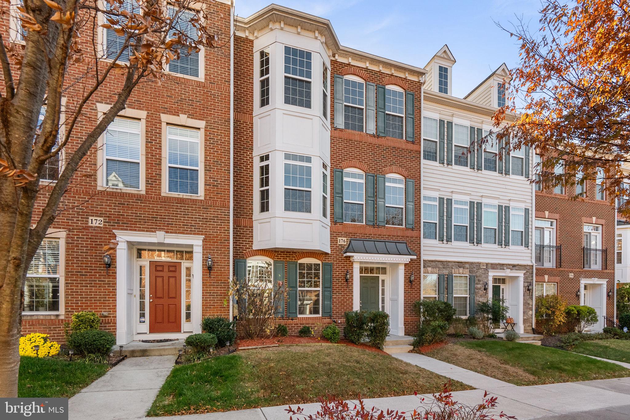 176 AUTUMN VIEW DRIVE