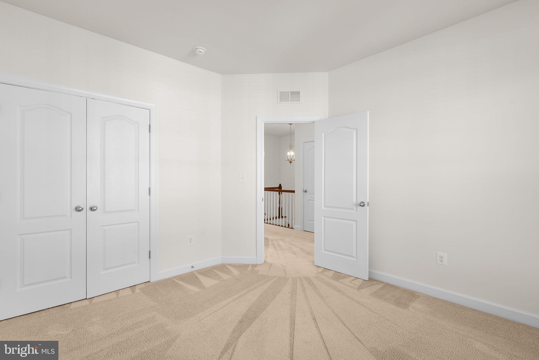 QUINCE ORCHARD PARK - Residential