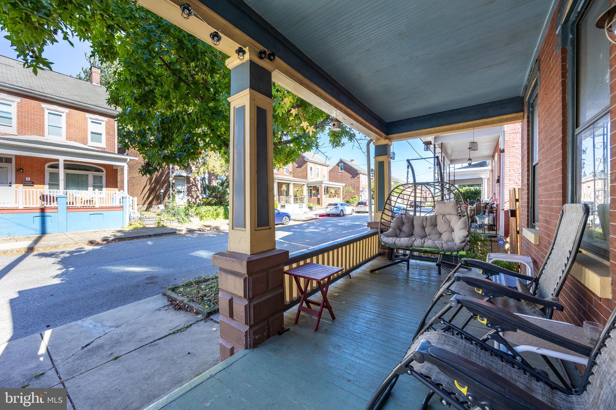 12 E 5TH ST