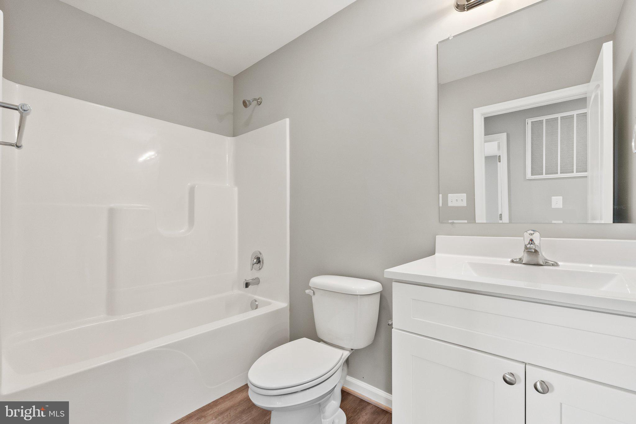 RIVER VIEW PARK - Residential