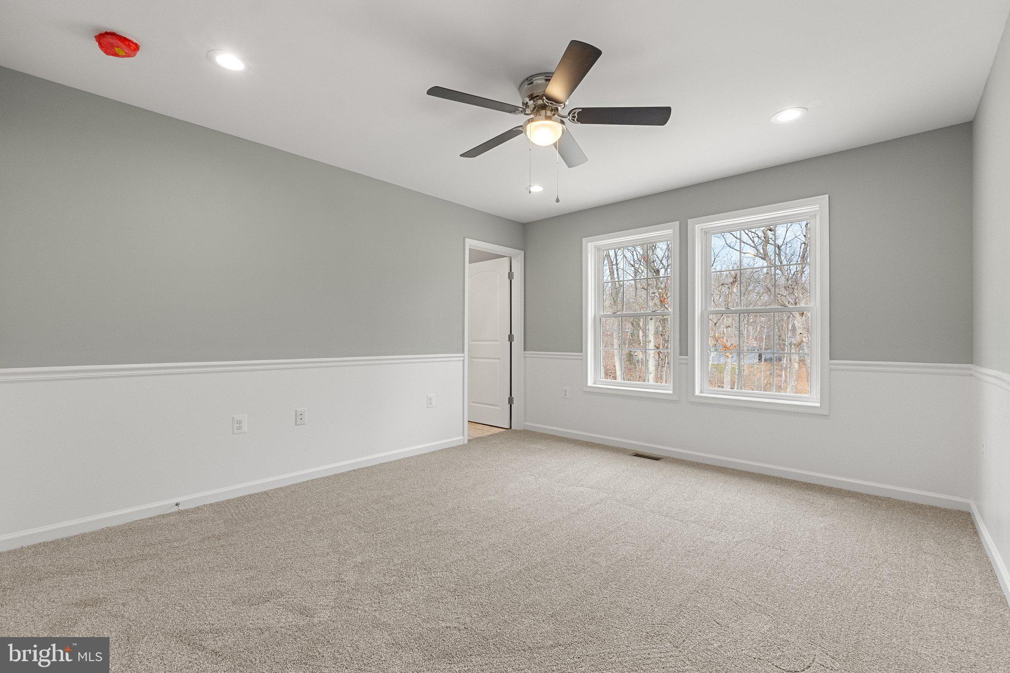 RIVER VIEW PARK - Residential