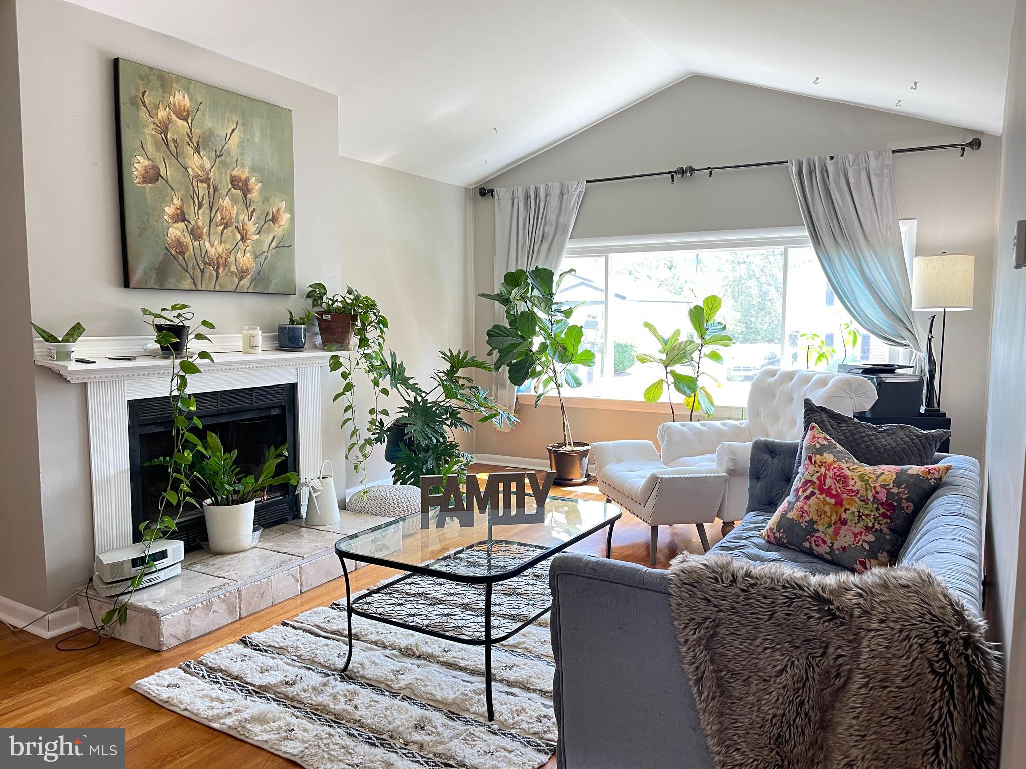 WINDSOR  MILL - Residential