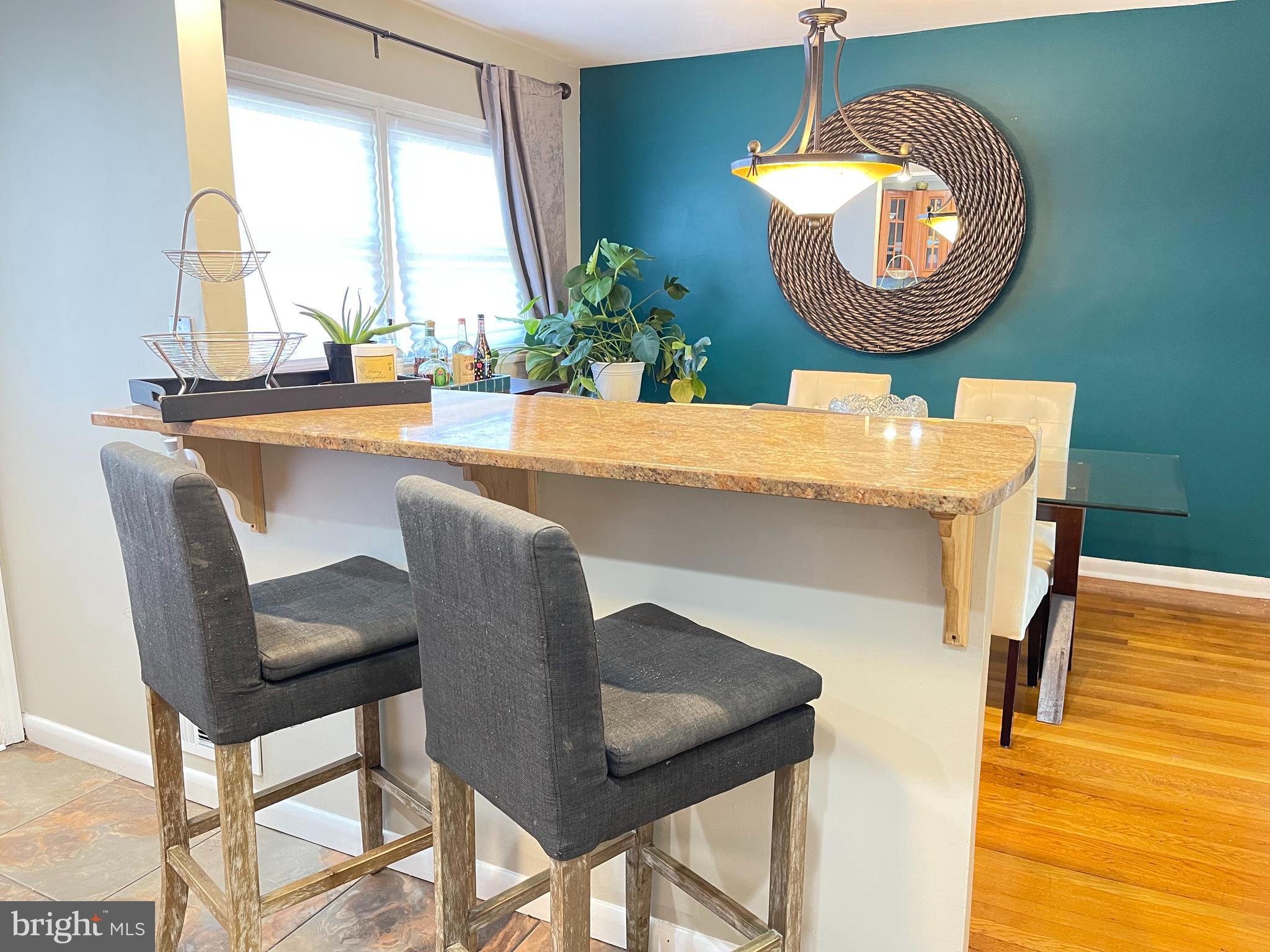 WINDSOR  MILL - Residential