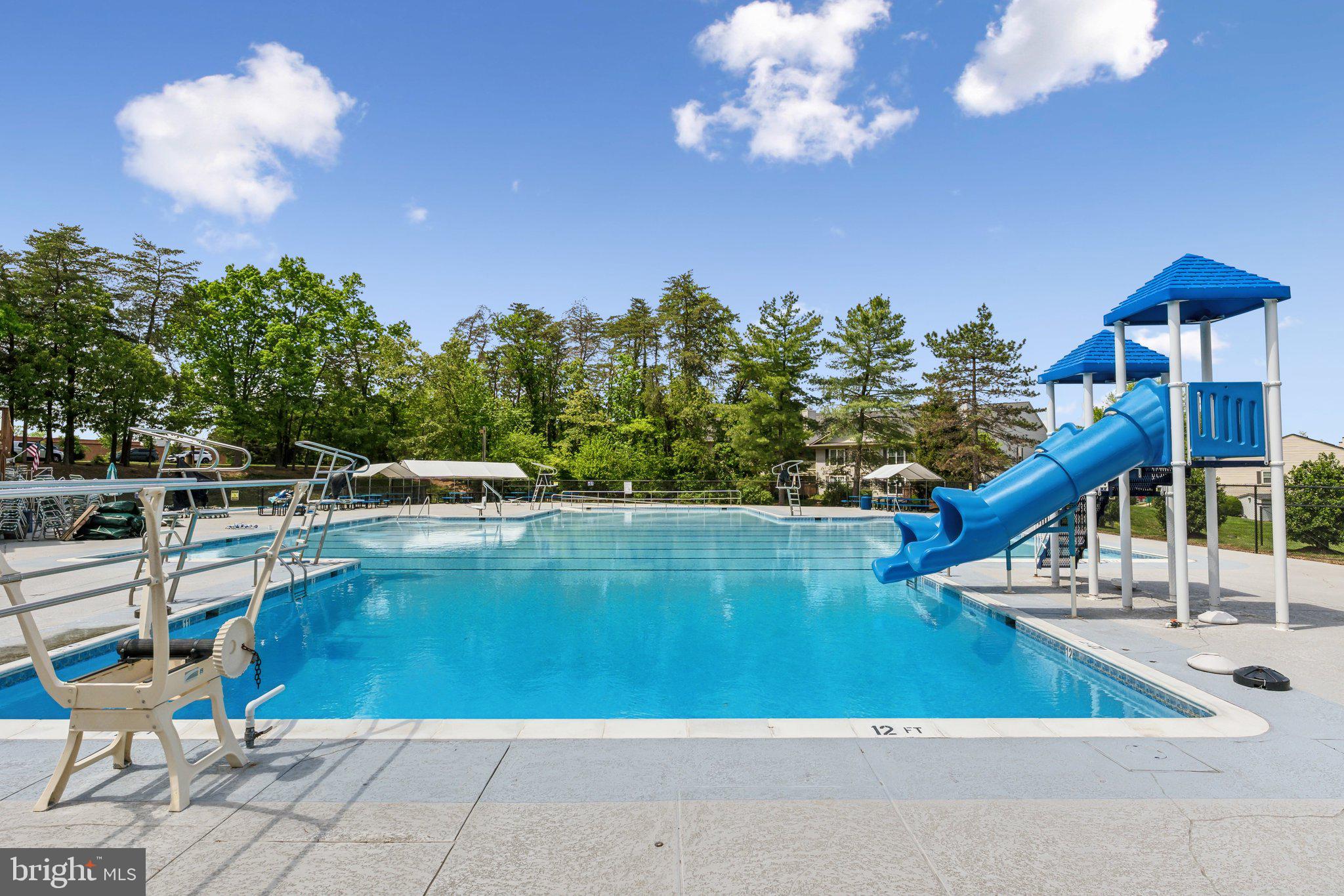 LAKE RIDGE - Residential