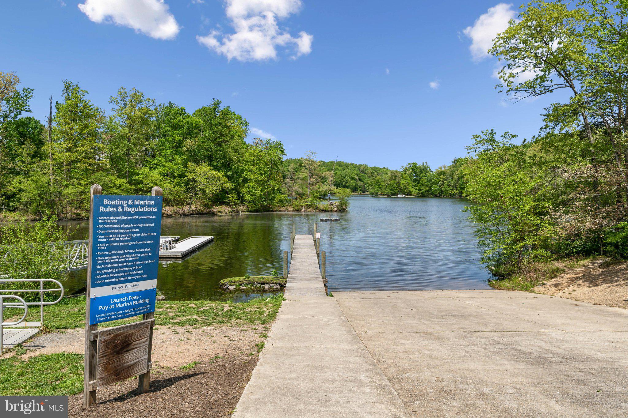 LAKE RIDGE - Residential