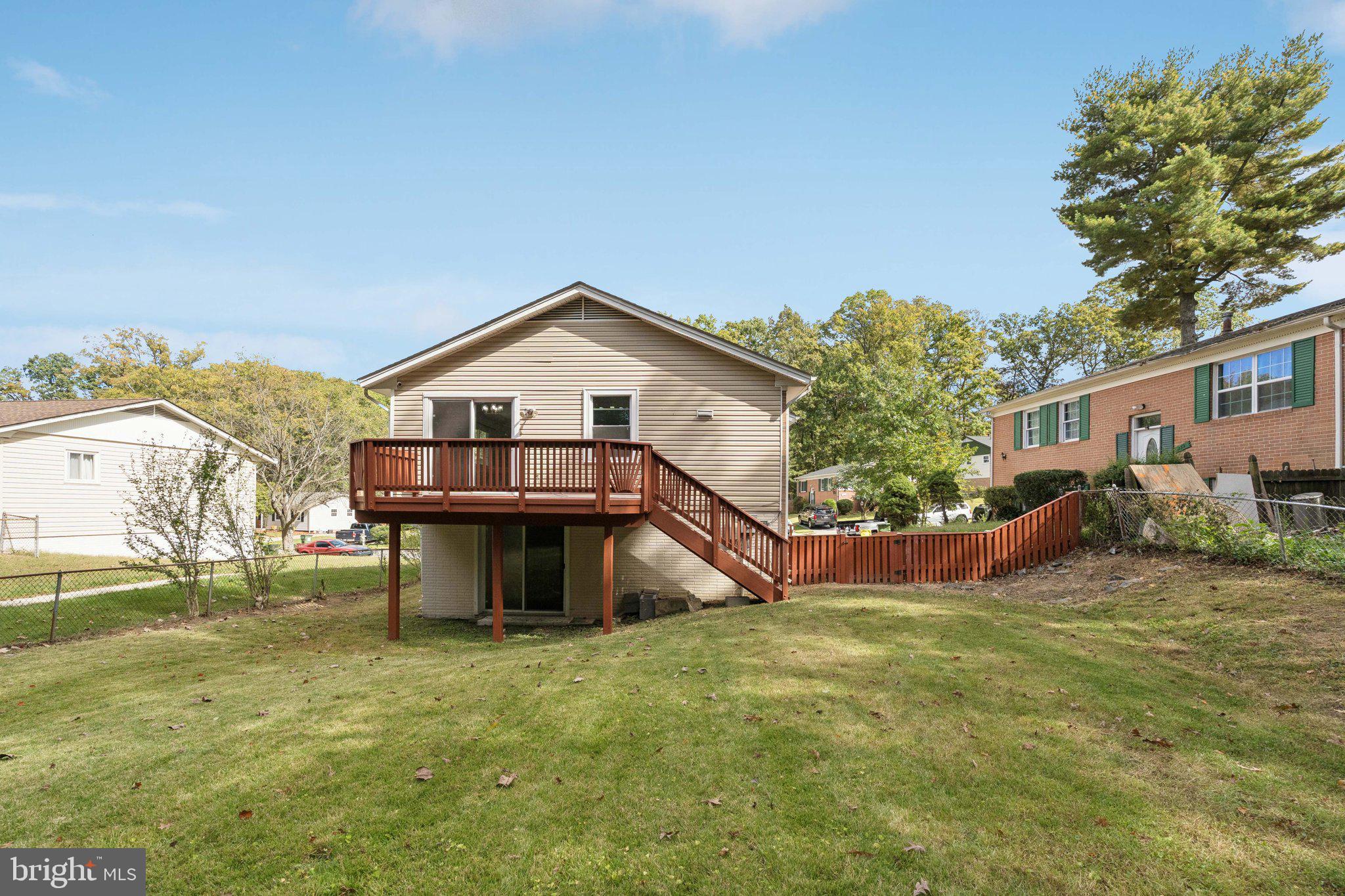 LAKE RIDGE - Residential