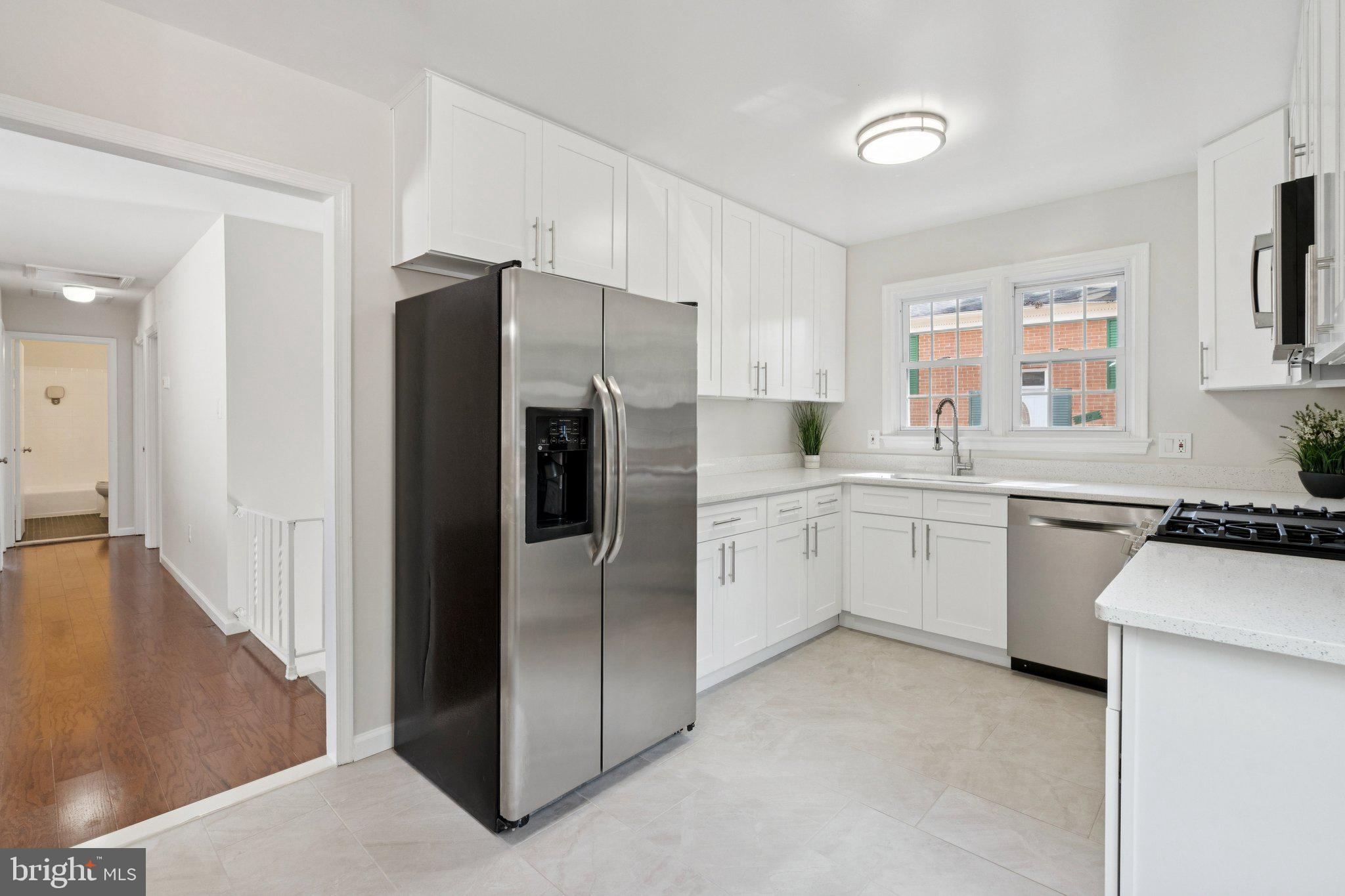 LAKE RIDGE - Residential