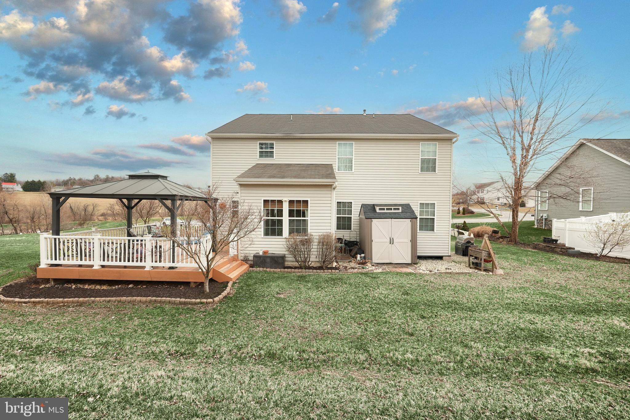 SHERWOOD FOREST II - Residential