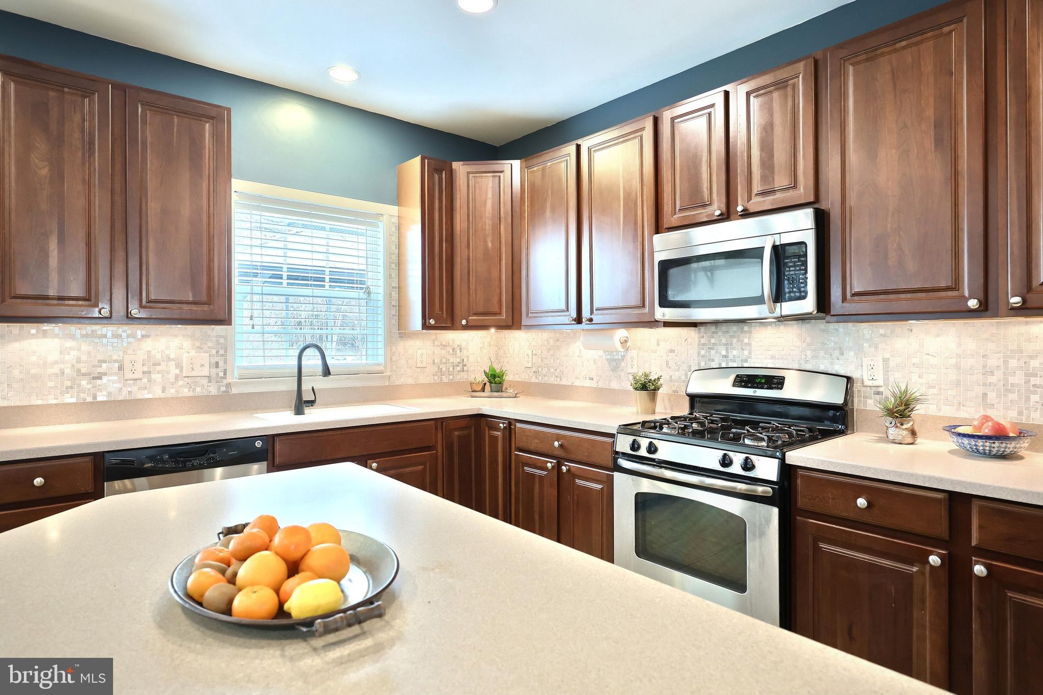 SHERWOOD FOREST II - Residential