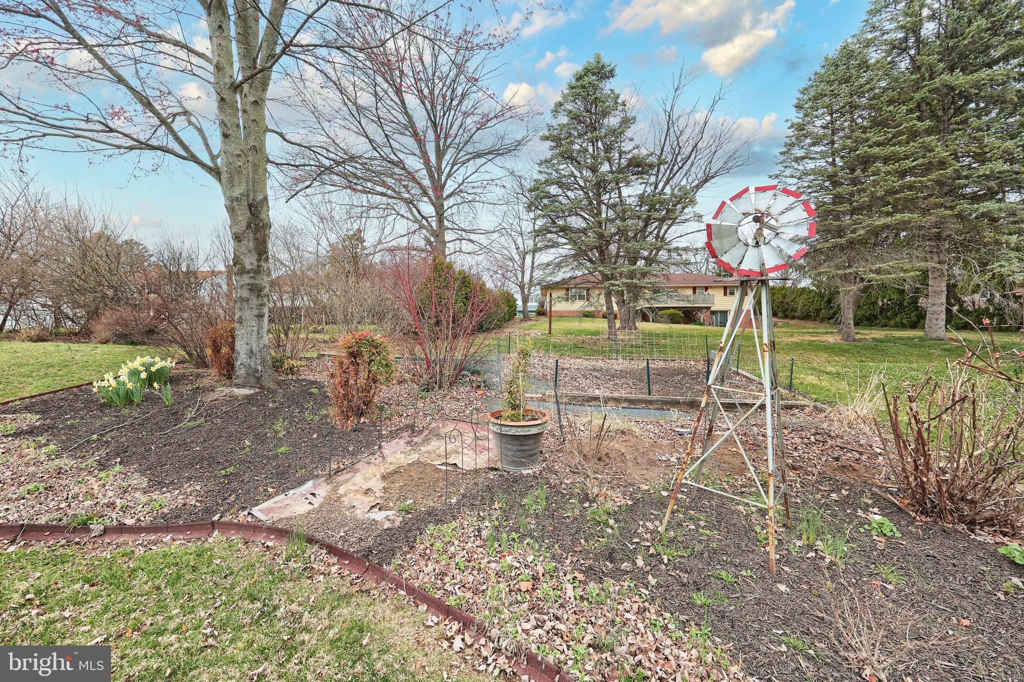 SHERWOOD FOREST II - Residential