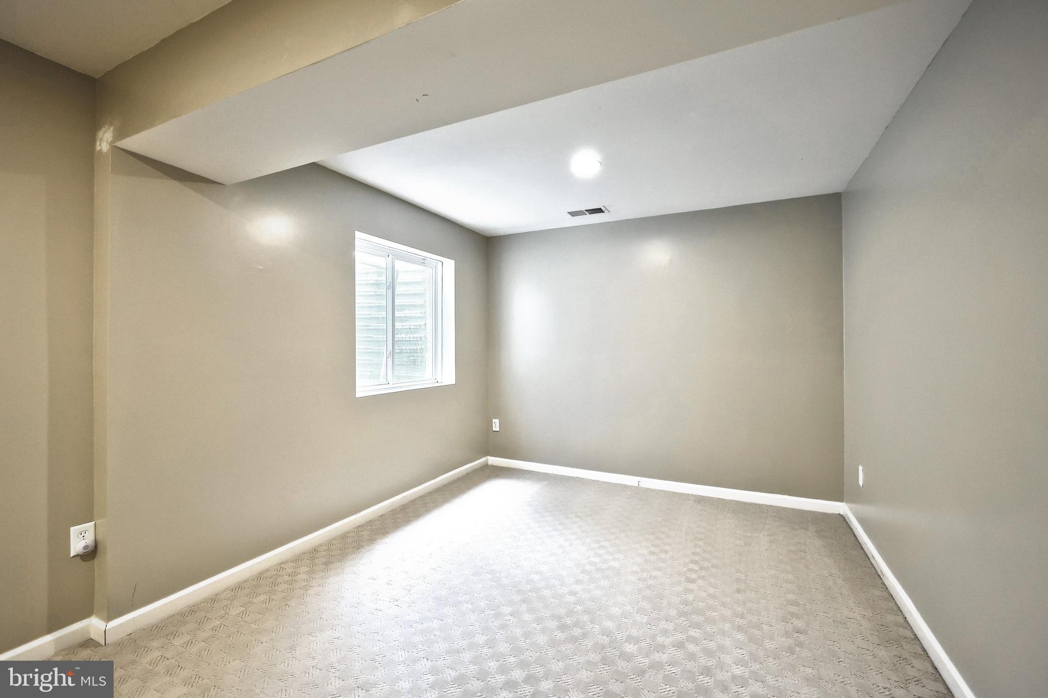 SHERWOOD FOREST II - Residential