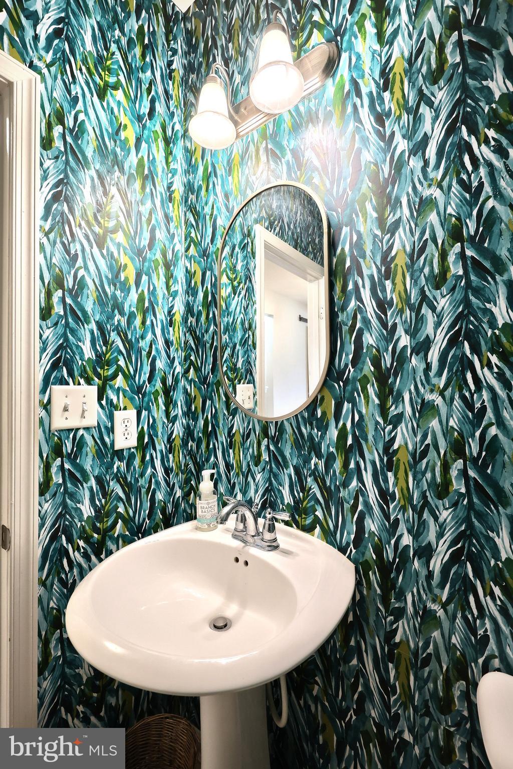 SHERWOOD FOREST II - Residential