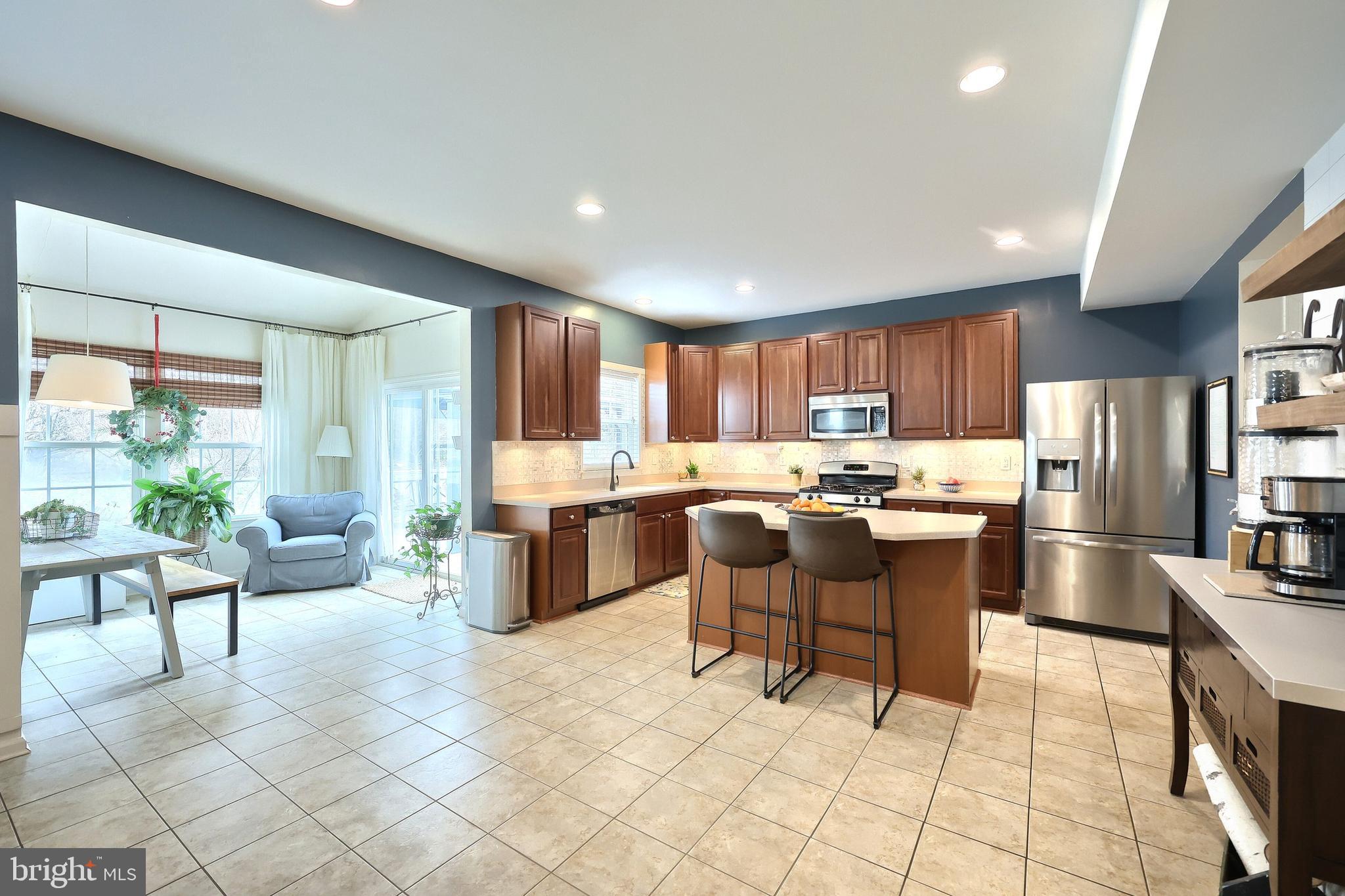 SHERWOOD FOREST II - Residential