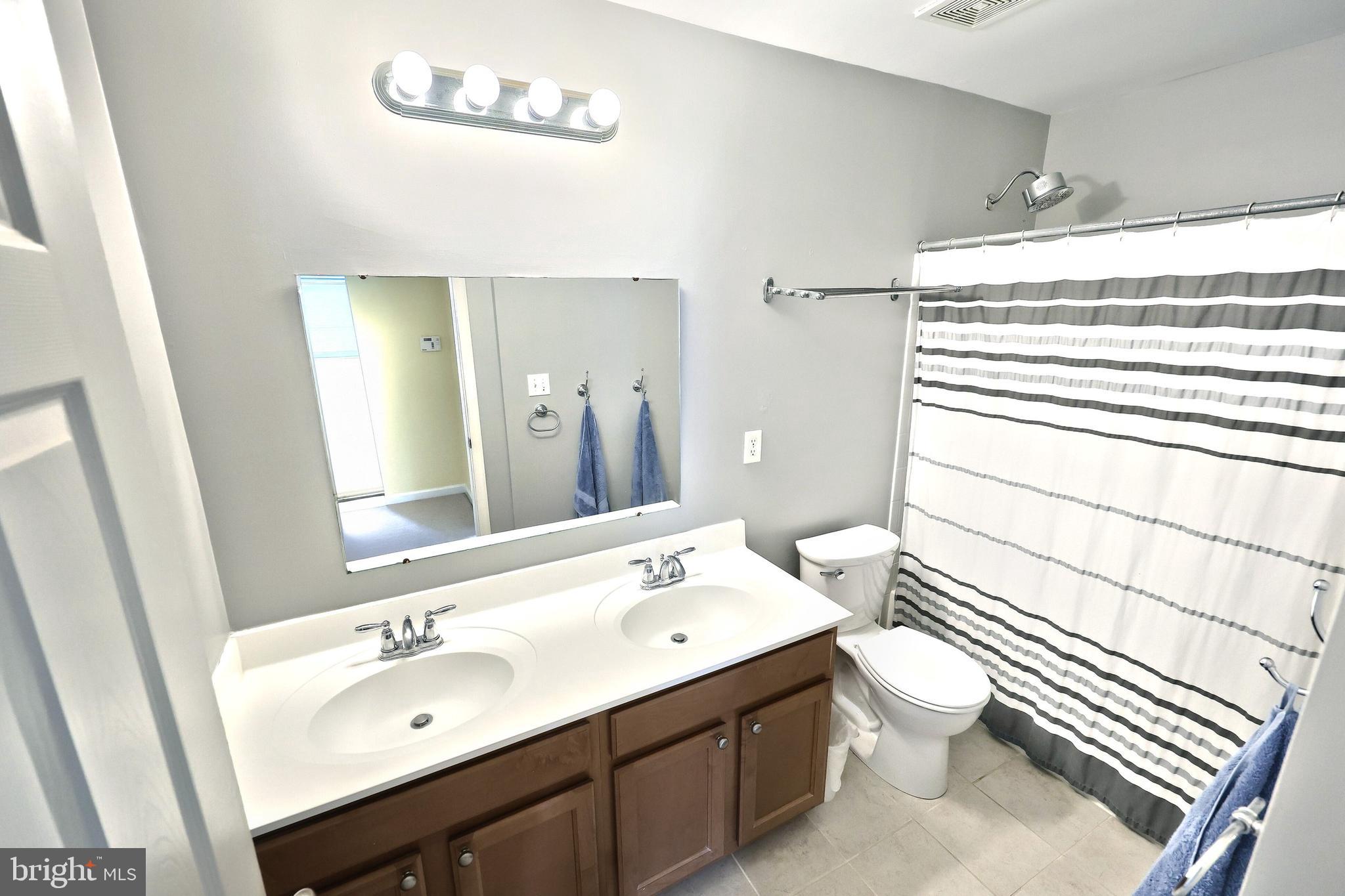 SHERWOOD FOREST II - Residential