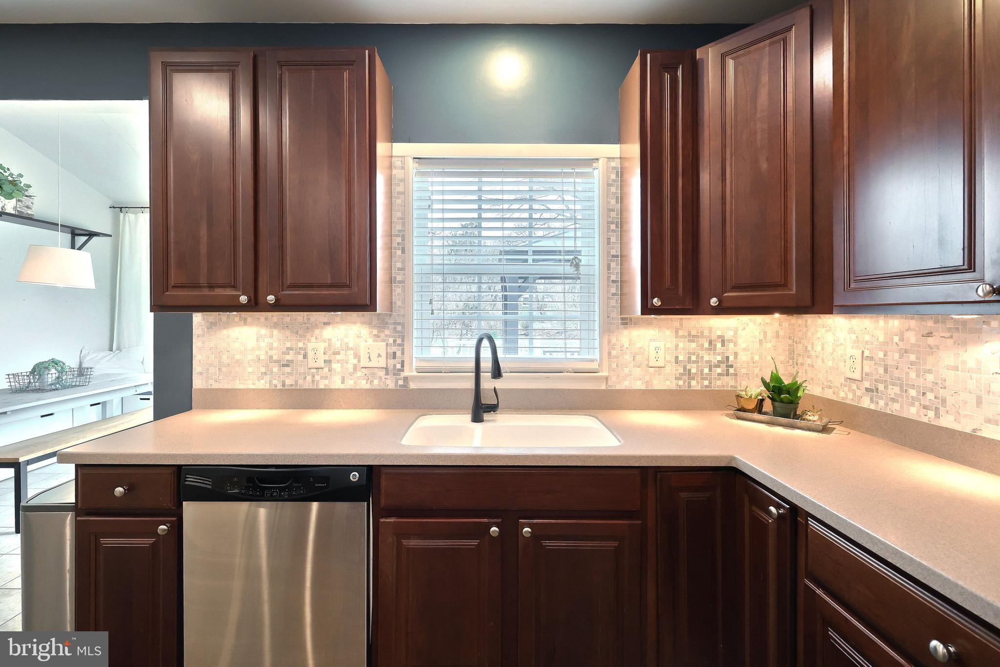 SHERWOOD FOREST II - Residential