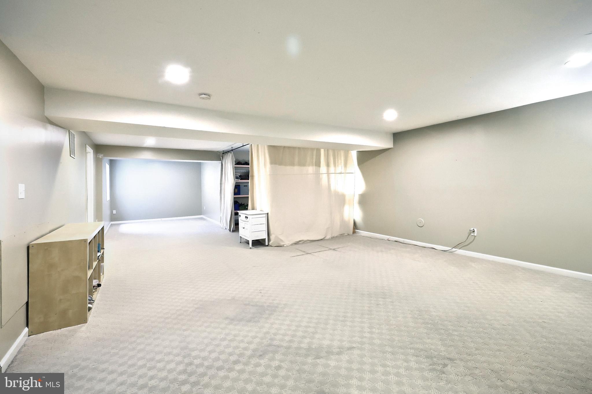 SHERWOOD FOREST II - Residential