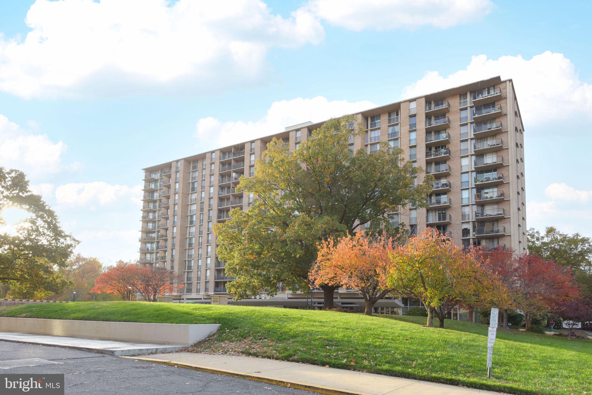 THE CARLTON - Residential