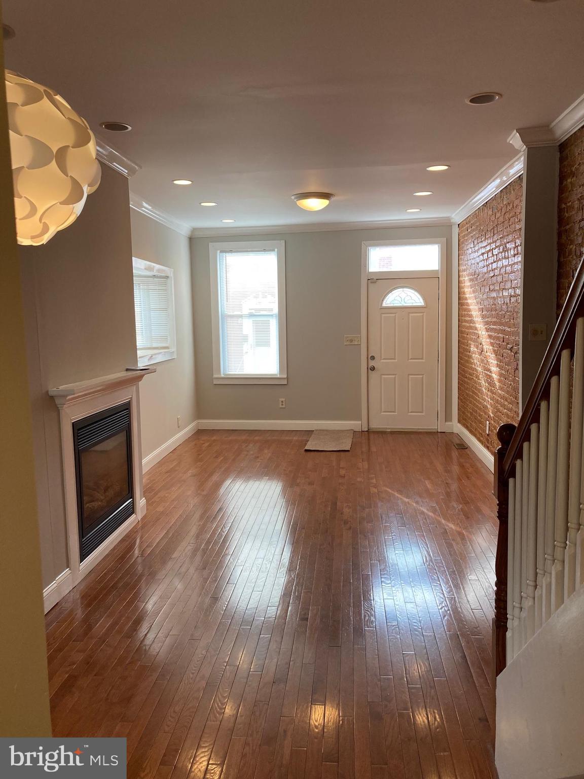 WASHINGTON VILLAGE - Residential Lease