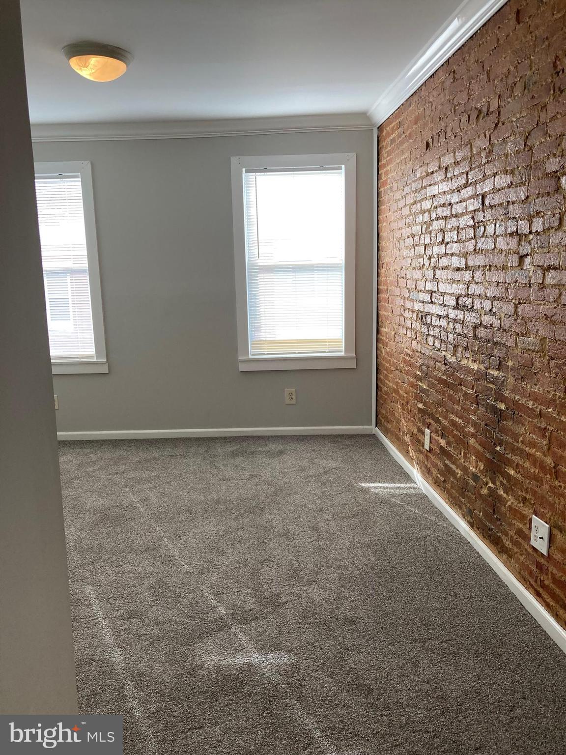 WASHINGTON VILLAGE - Residential Lease