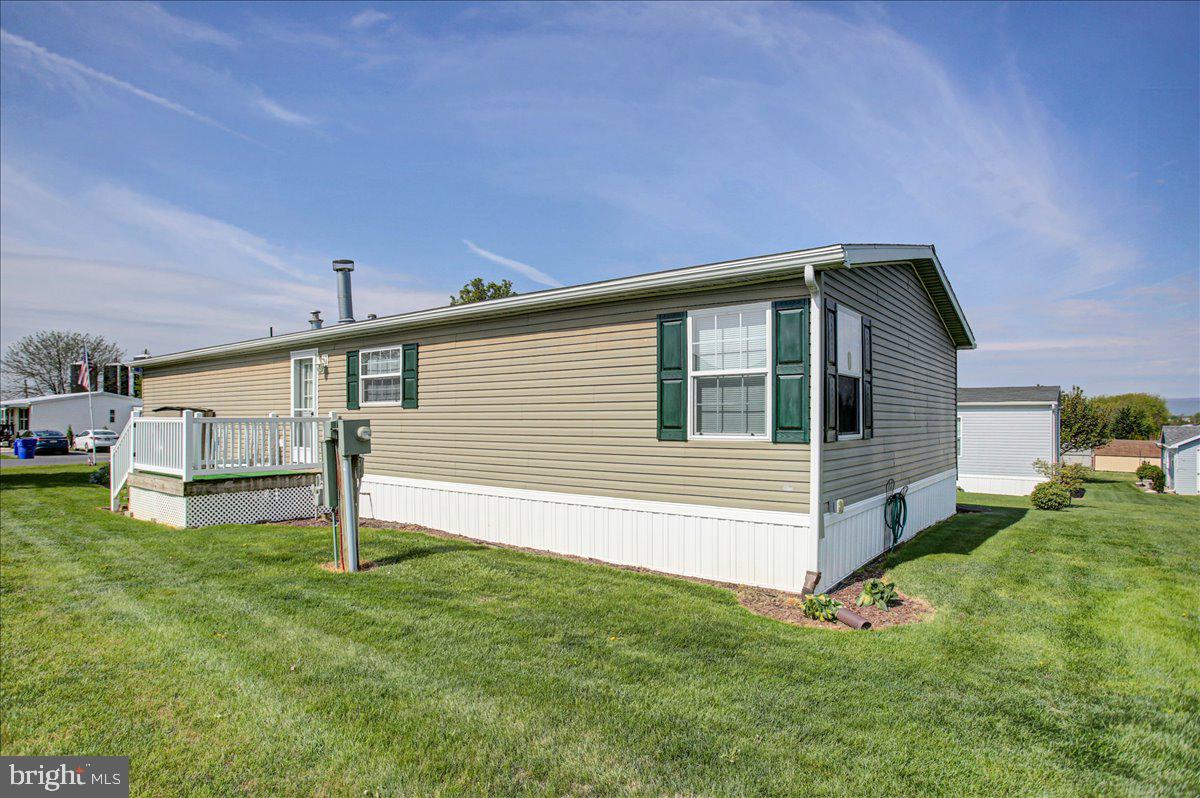 MAIZEFIELD COMMUNITY - Residential